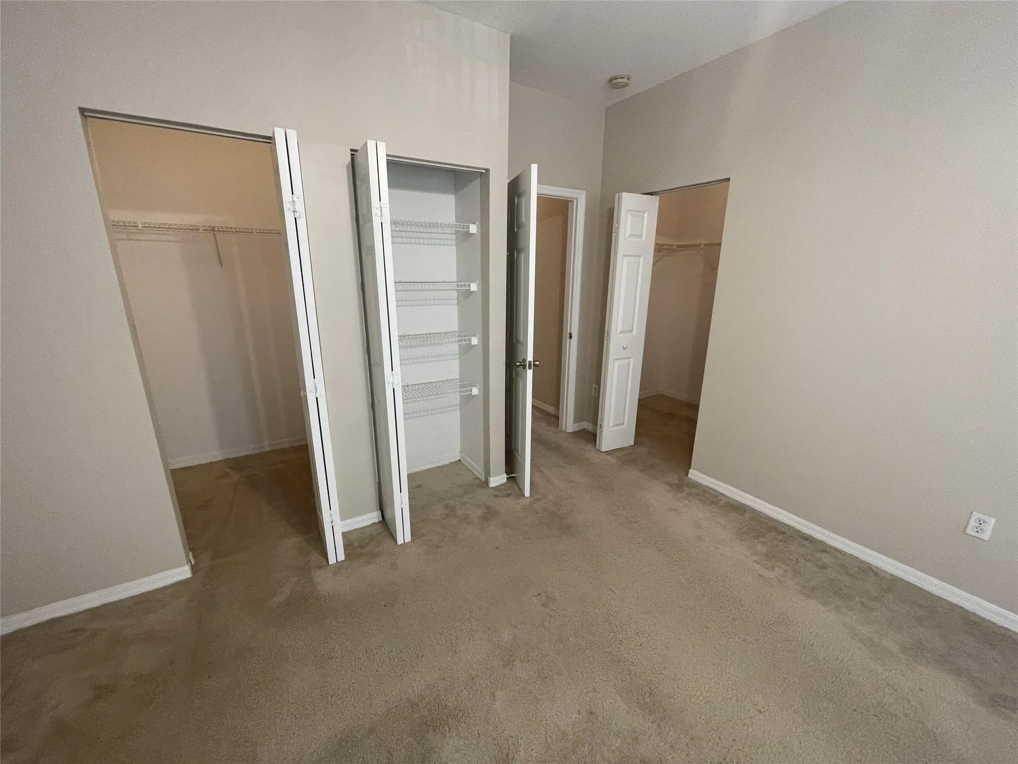 1055 NW 100th Ave
