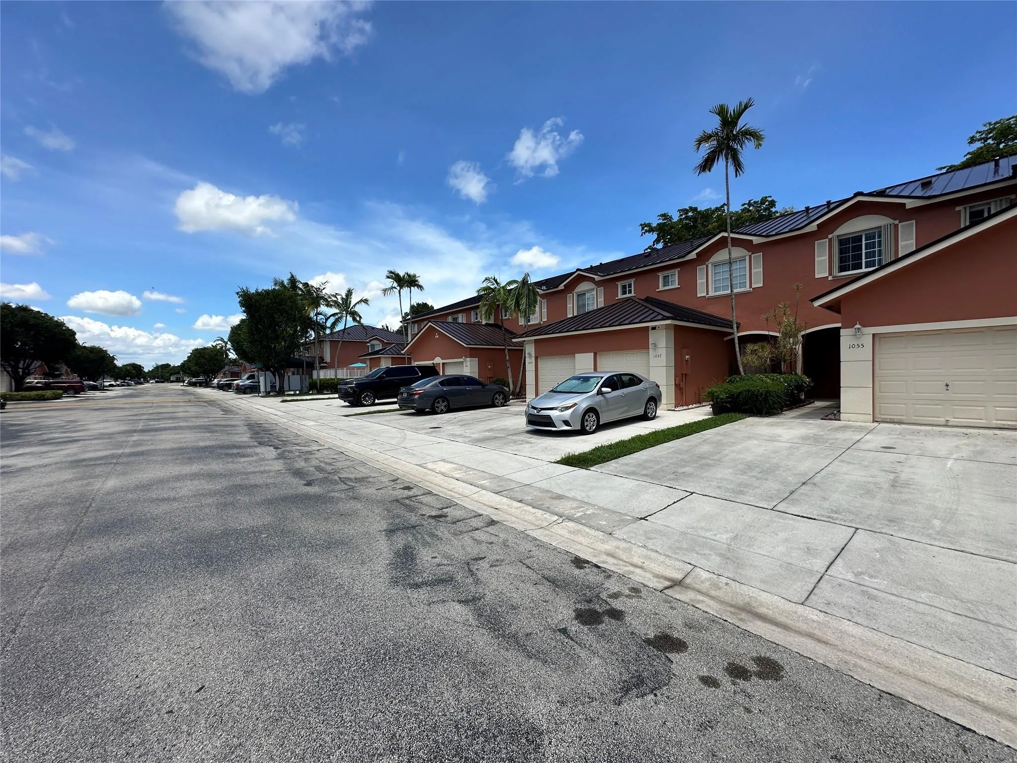 1055 NW 100th Ave