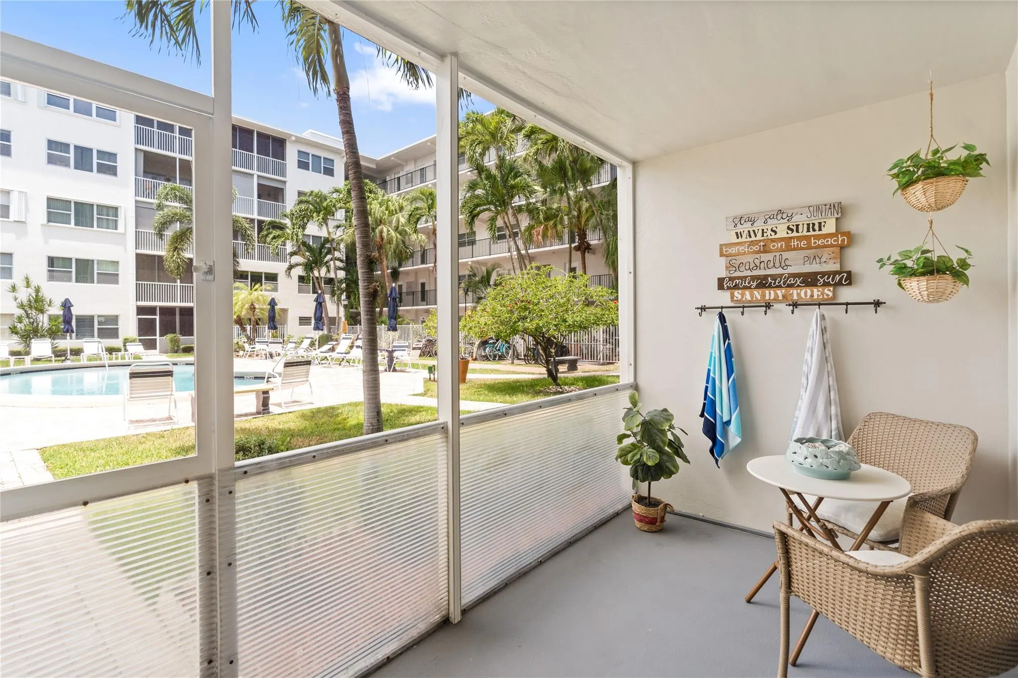 4117 Bougainvilla Dr, #102