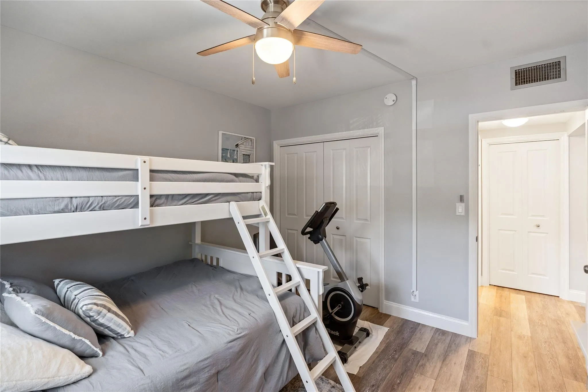 4117 Bougainvilla Dr, #102