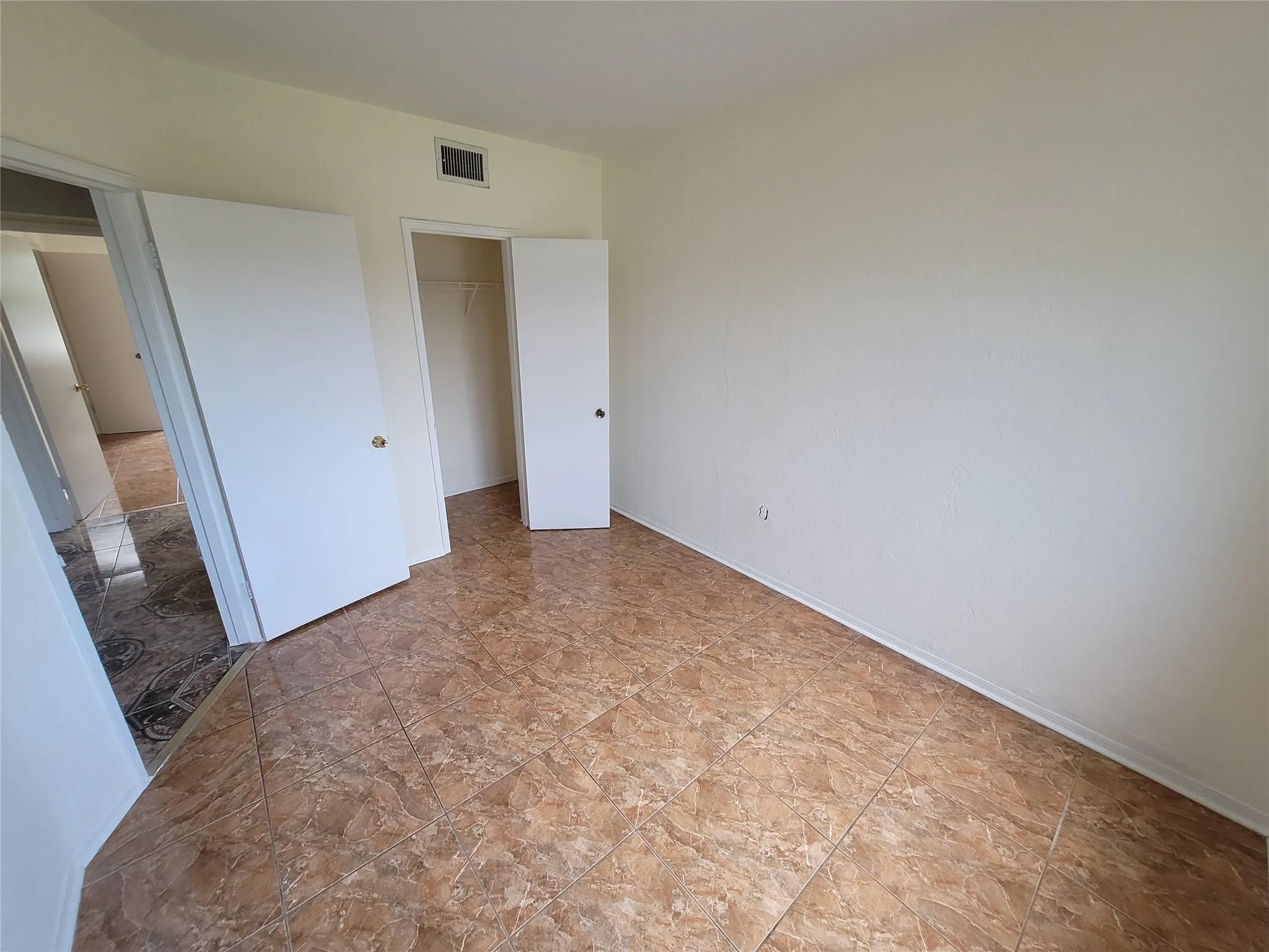 8451 NW 4th Ave, #8451