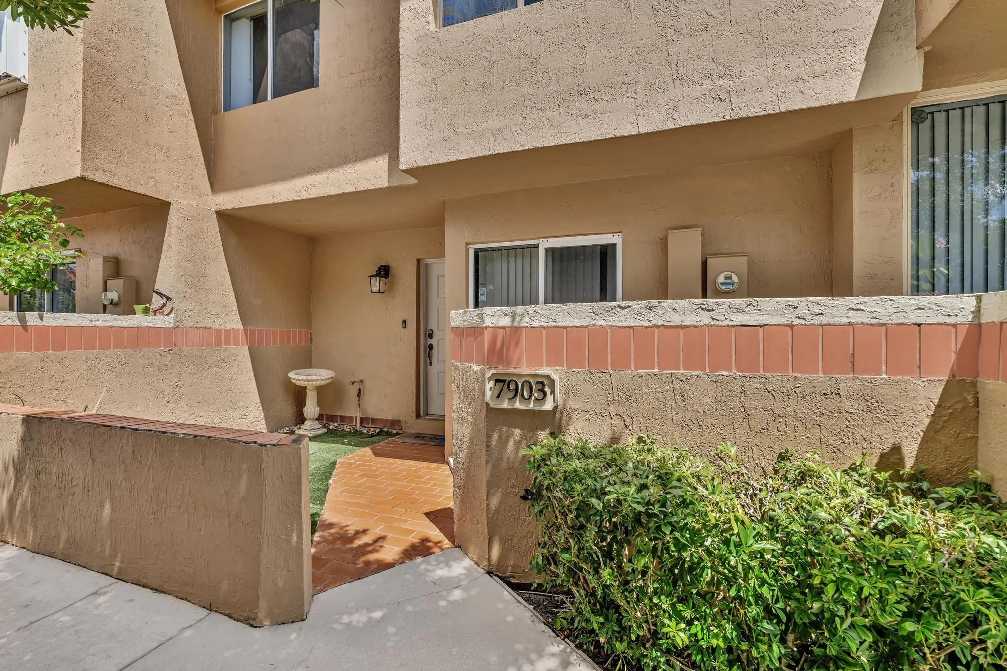 7903 NW 7th Ct