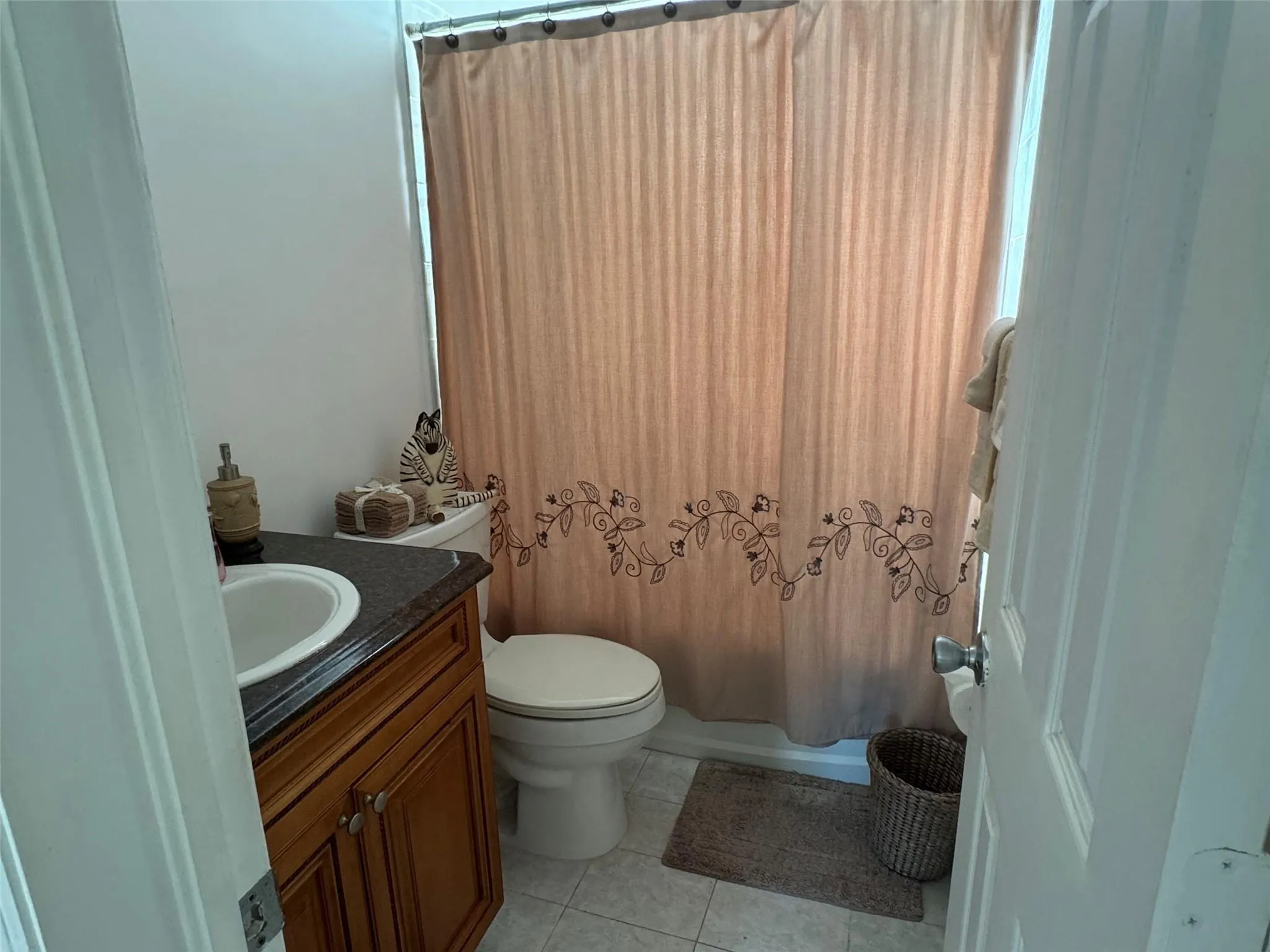 4061 N DIXIE HWY, #1