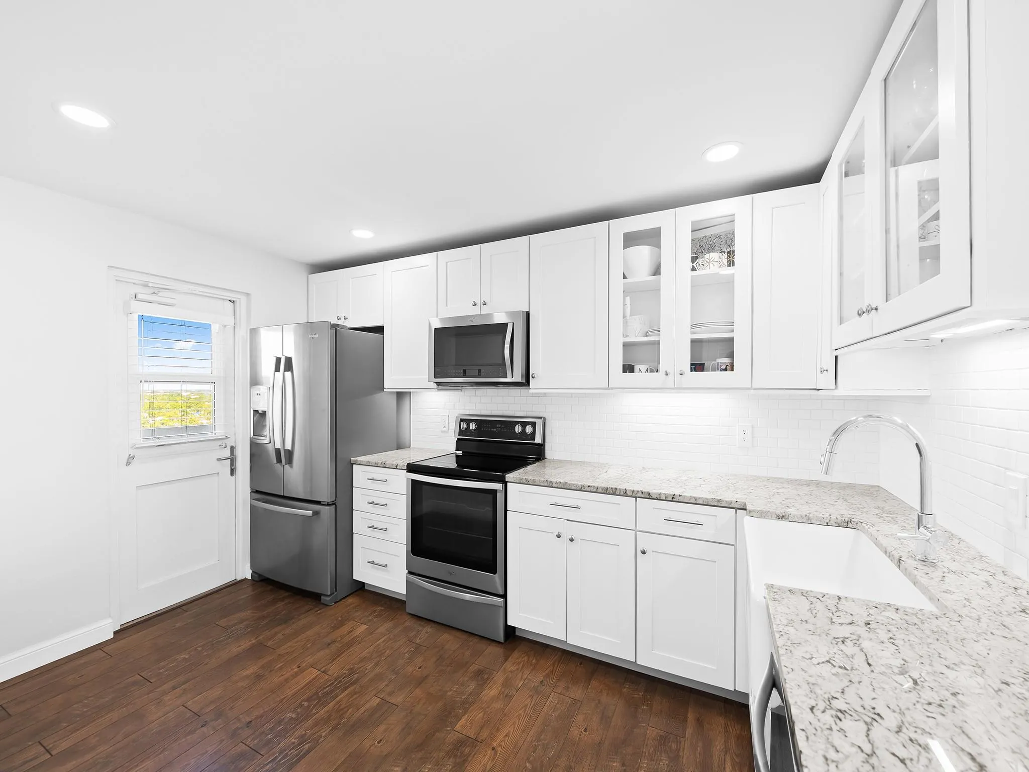 2200 NE 33rd Ave, #15J