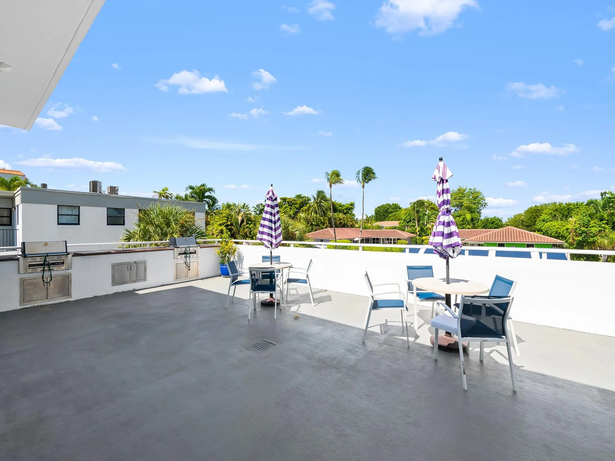 2200 NE 33rd Ave, #15J