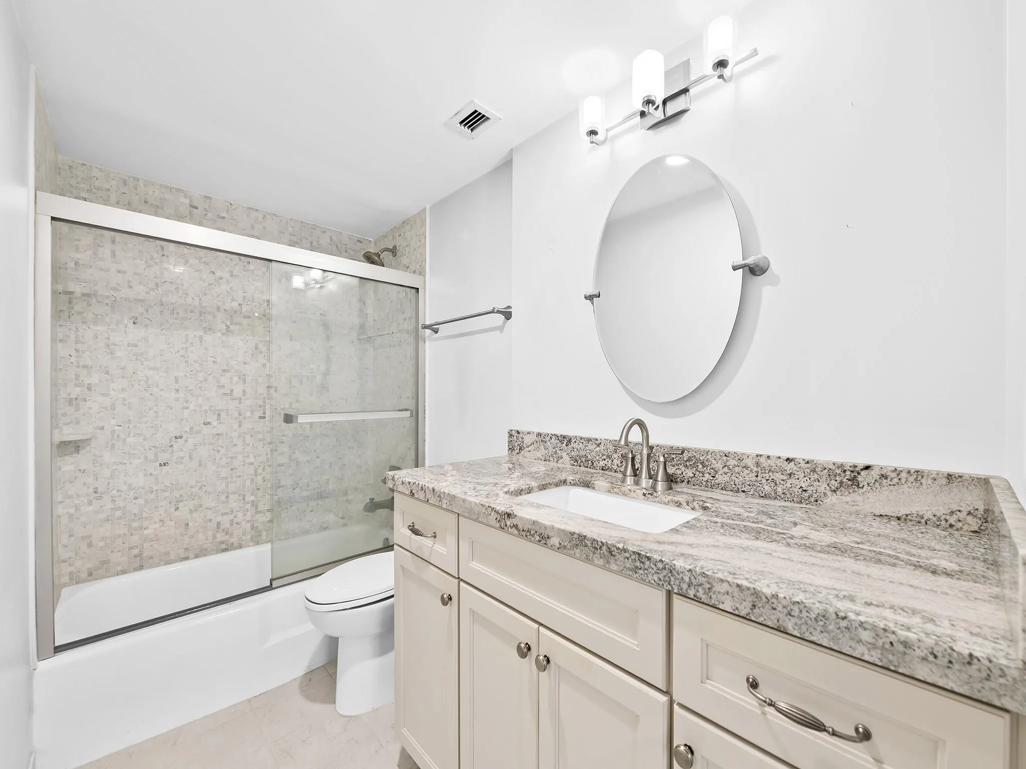 2200 NE 33rd Ave, #15J