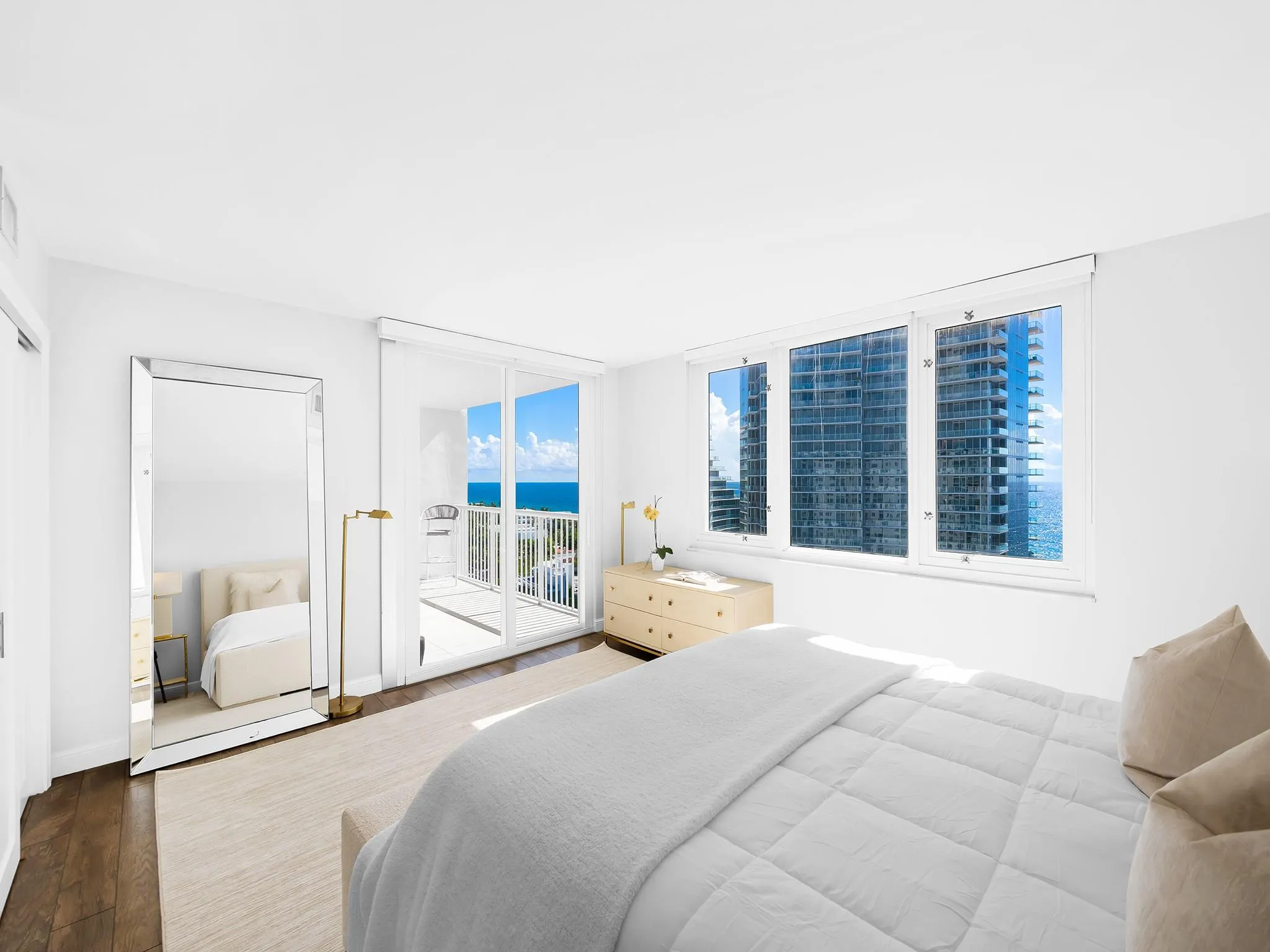 2200 NE 33rd Ave, #15J