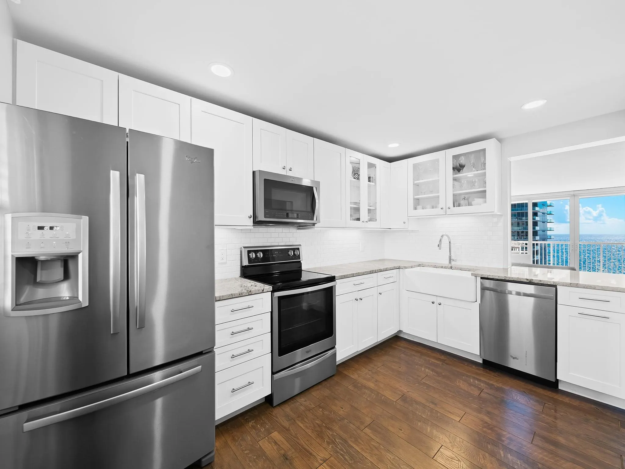 2200 NE 33rd Ave, #15J