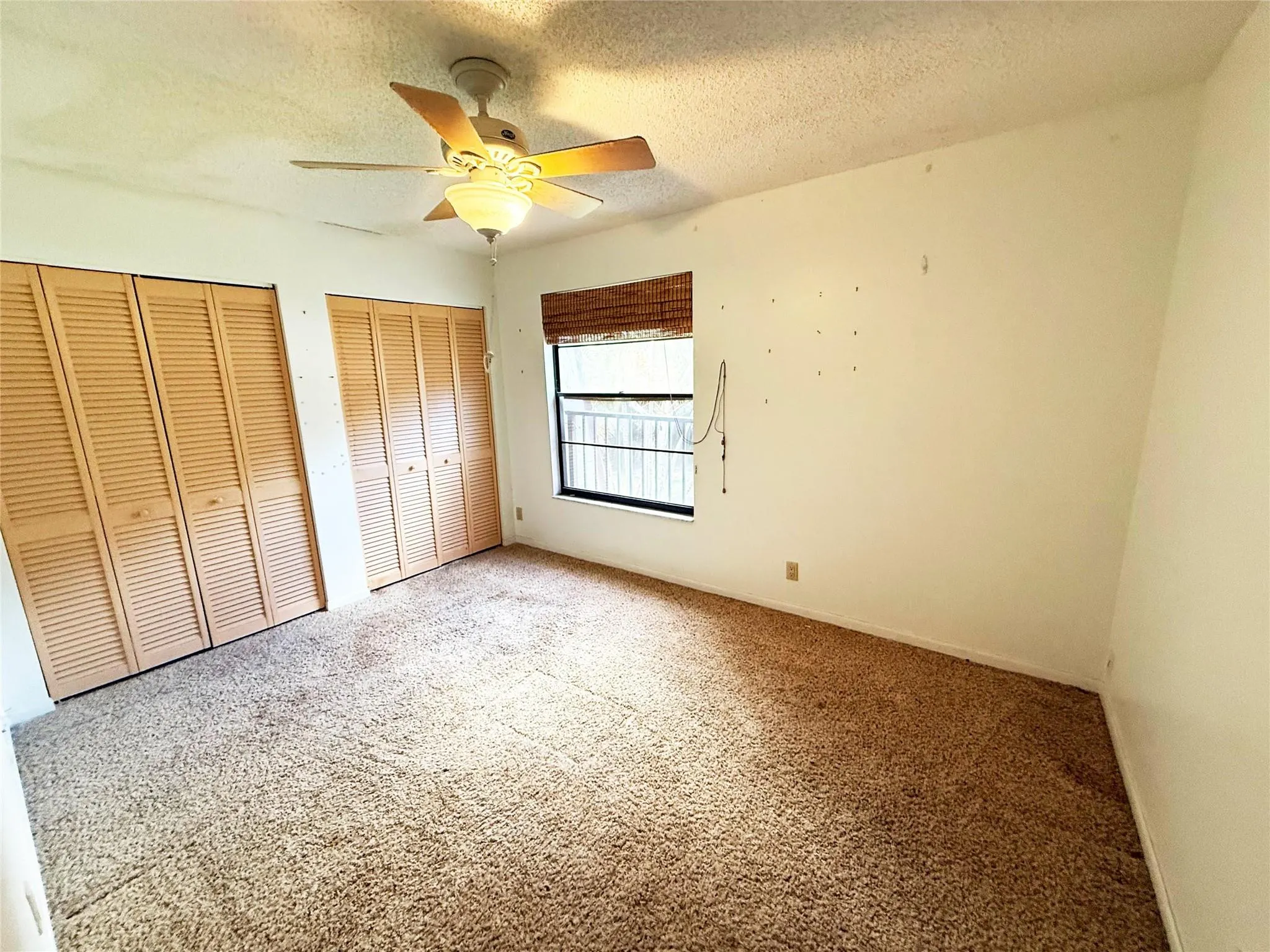 2561 NW 99th Ave