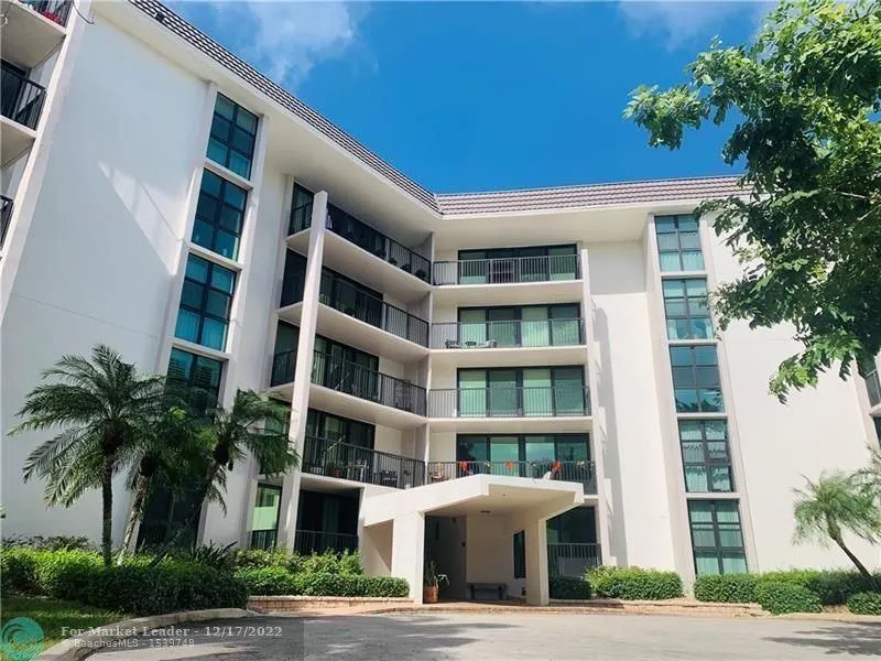 1101 River Reach Dr, #215