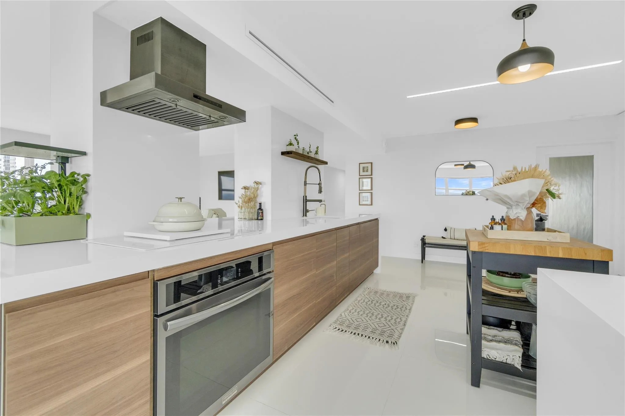 111 N Pompano Beach Blvd, #1114
