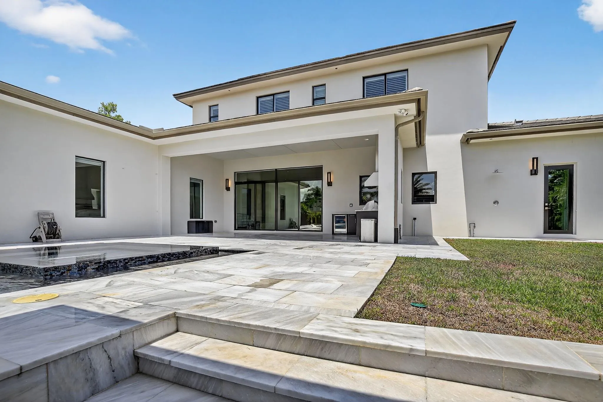 12360 NW 15th St