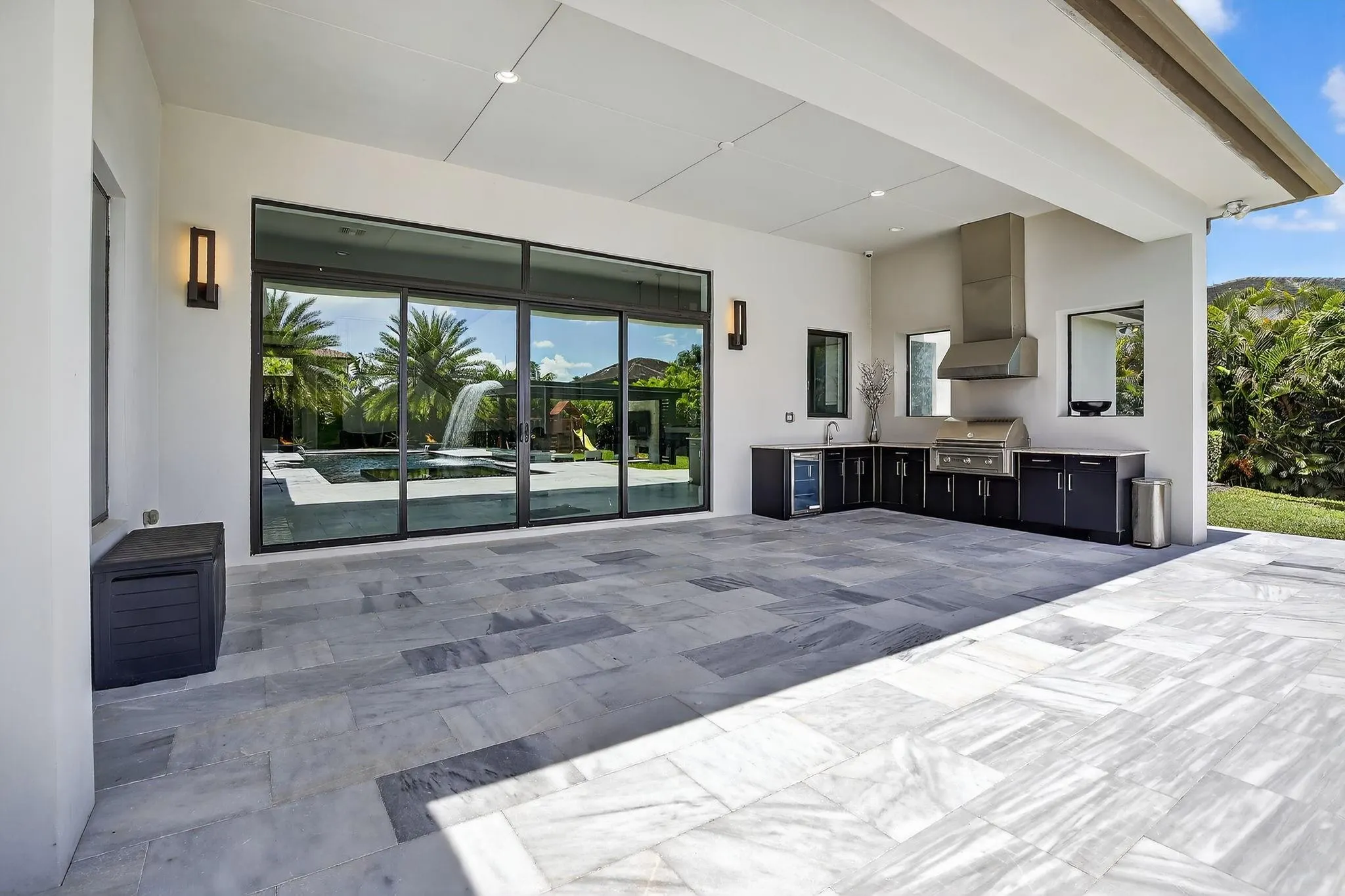 12360 NW 15th St