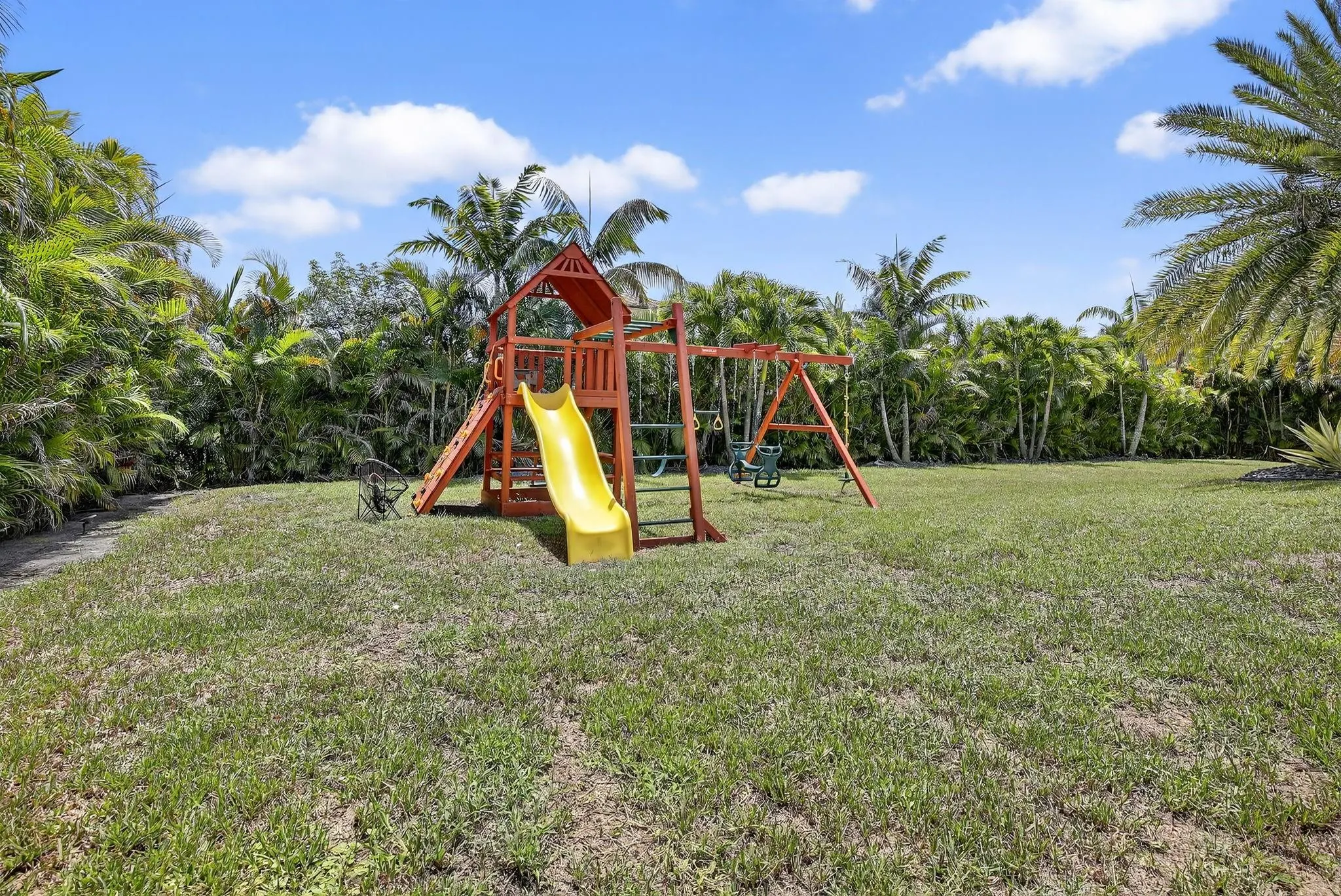 12360 NW 15th St