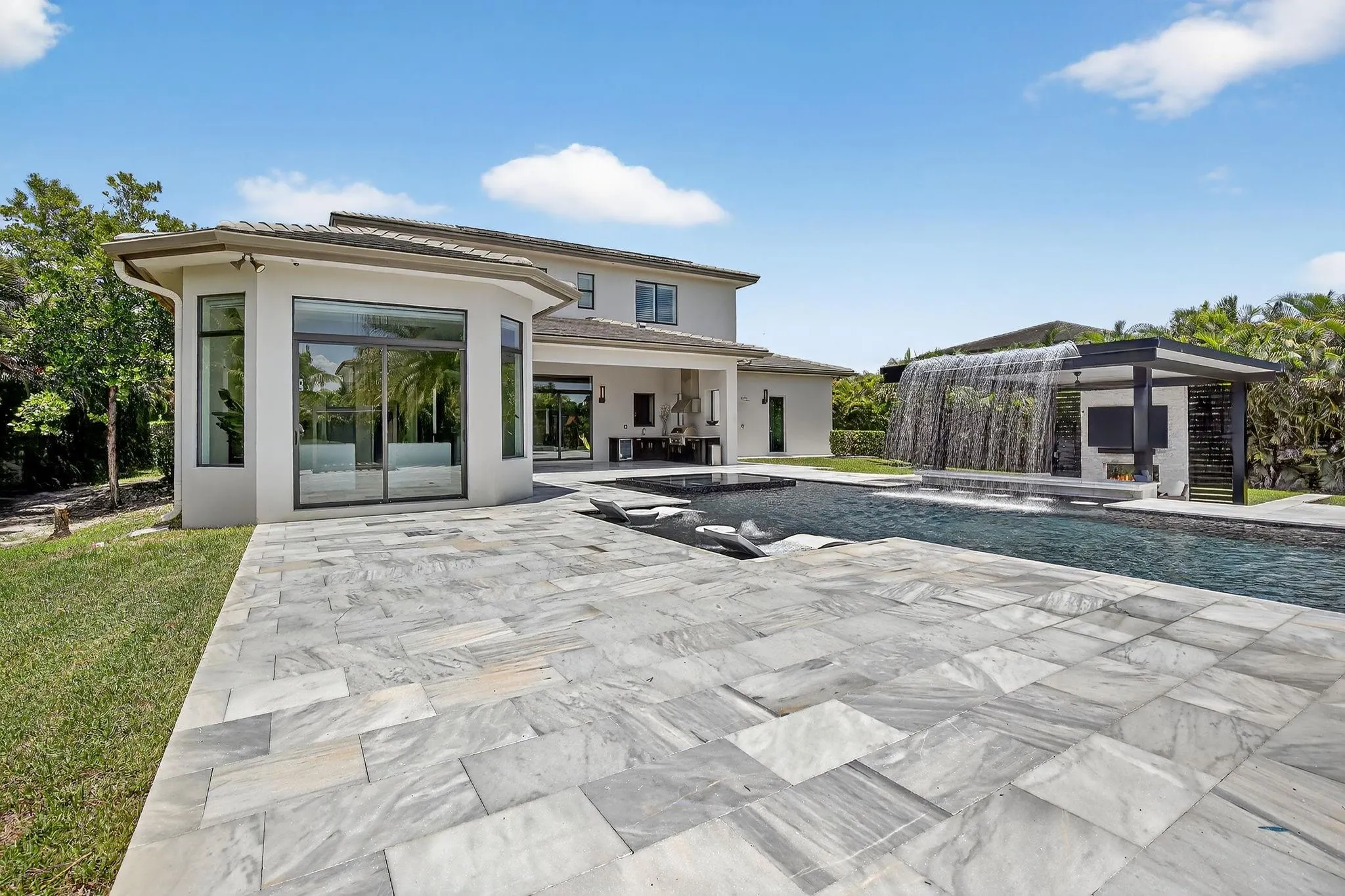 12360 NW 15th St