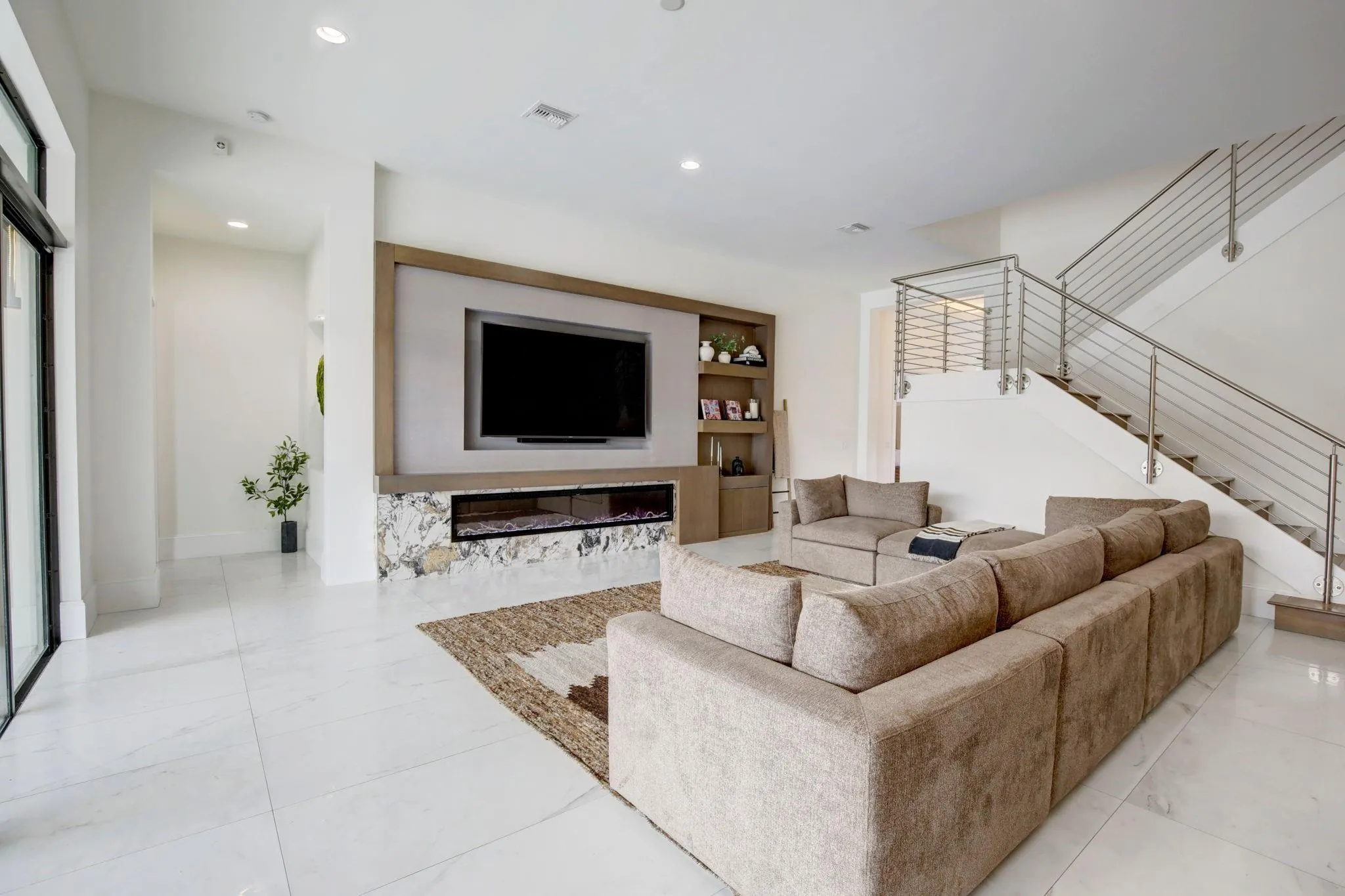 12360 NW 15th St
