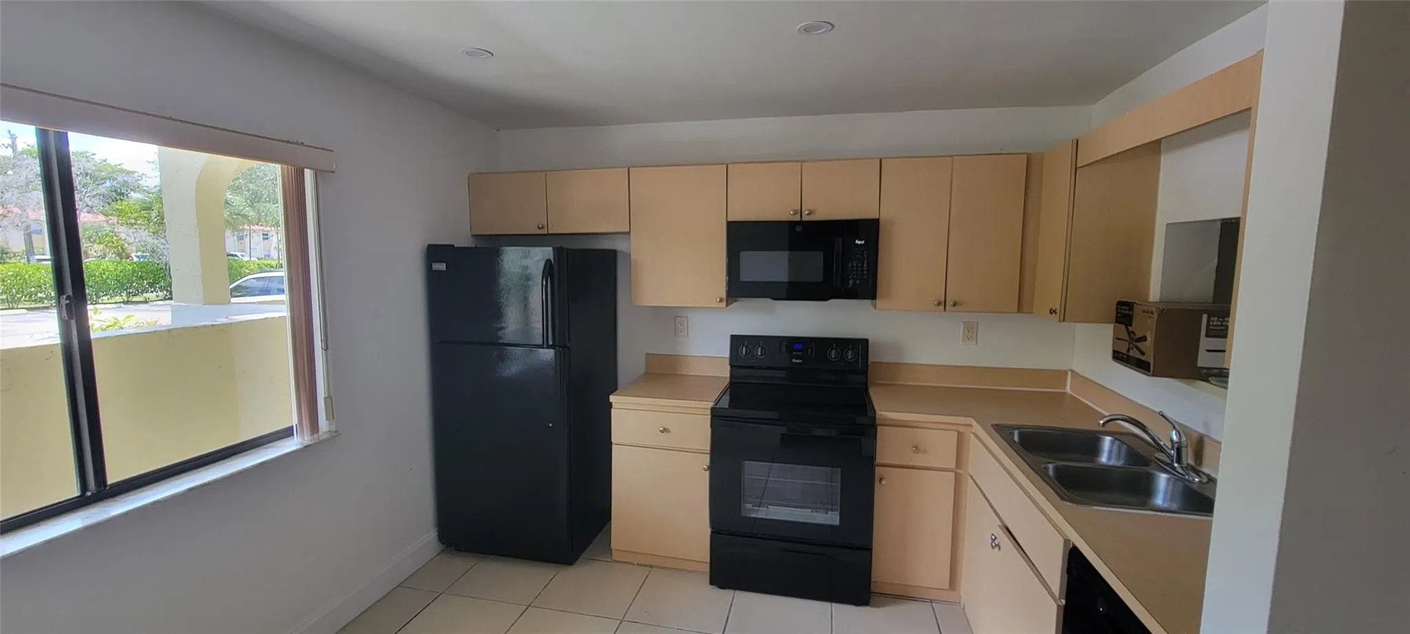 11427 Royal Palm Blvd