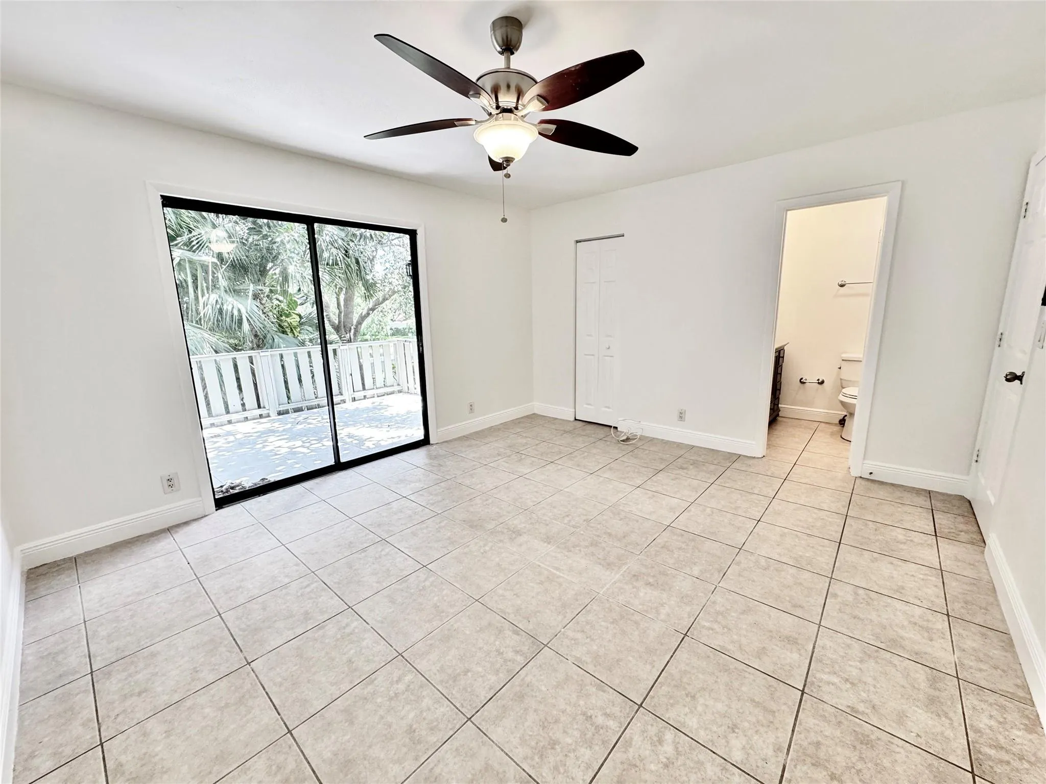 508 Sandtree Drive