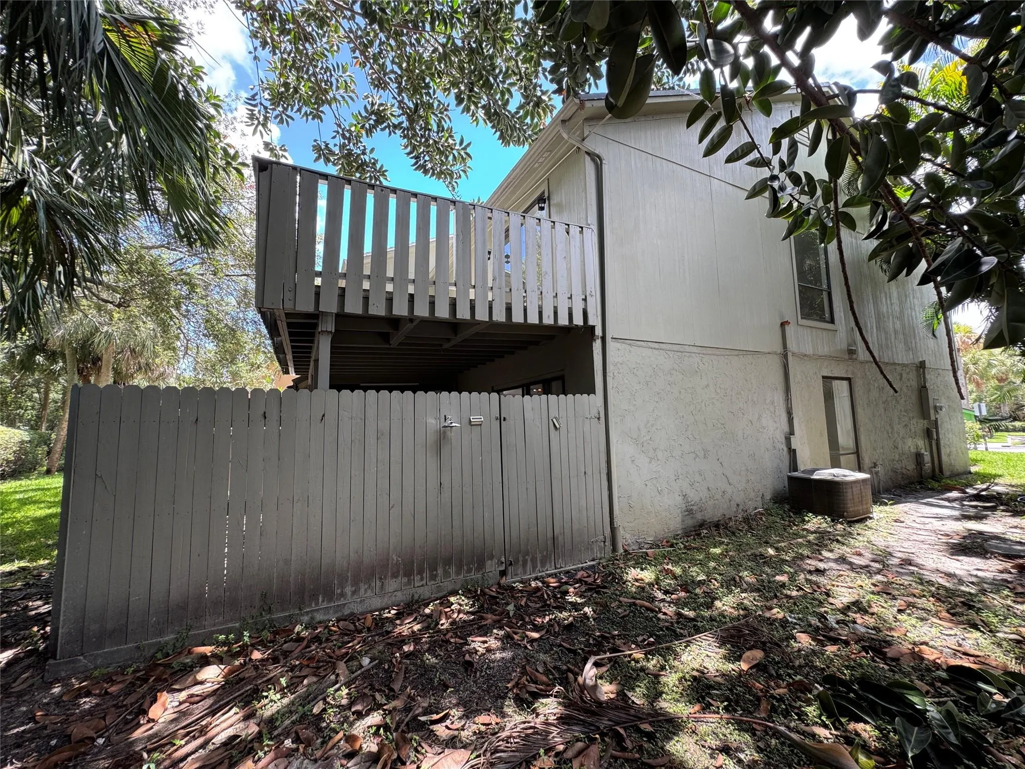 508 Sandtree Drive
