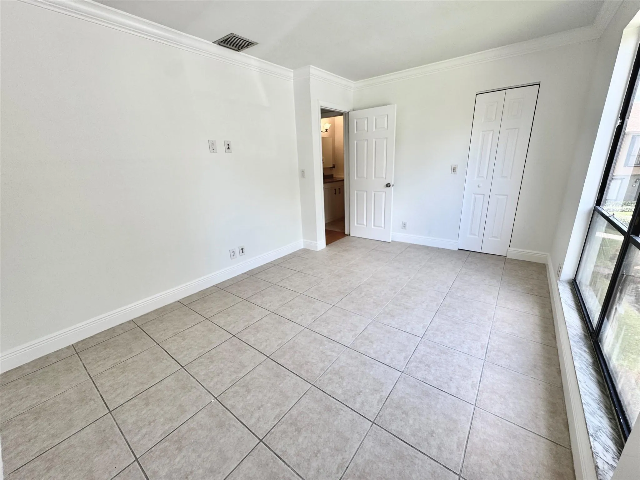 508 Sandtree Drive