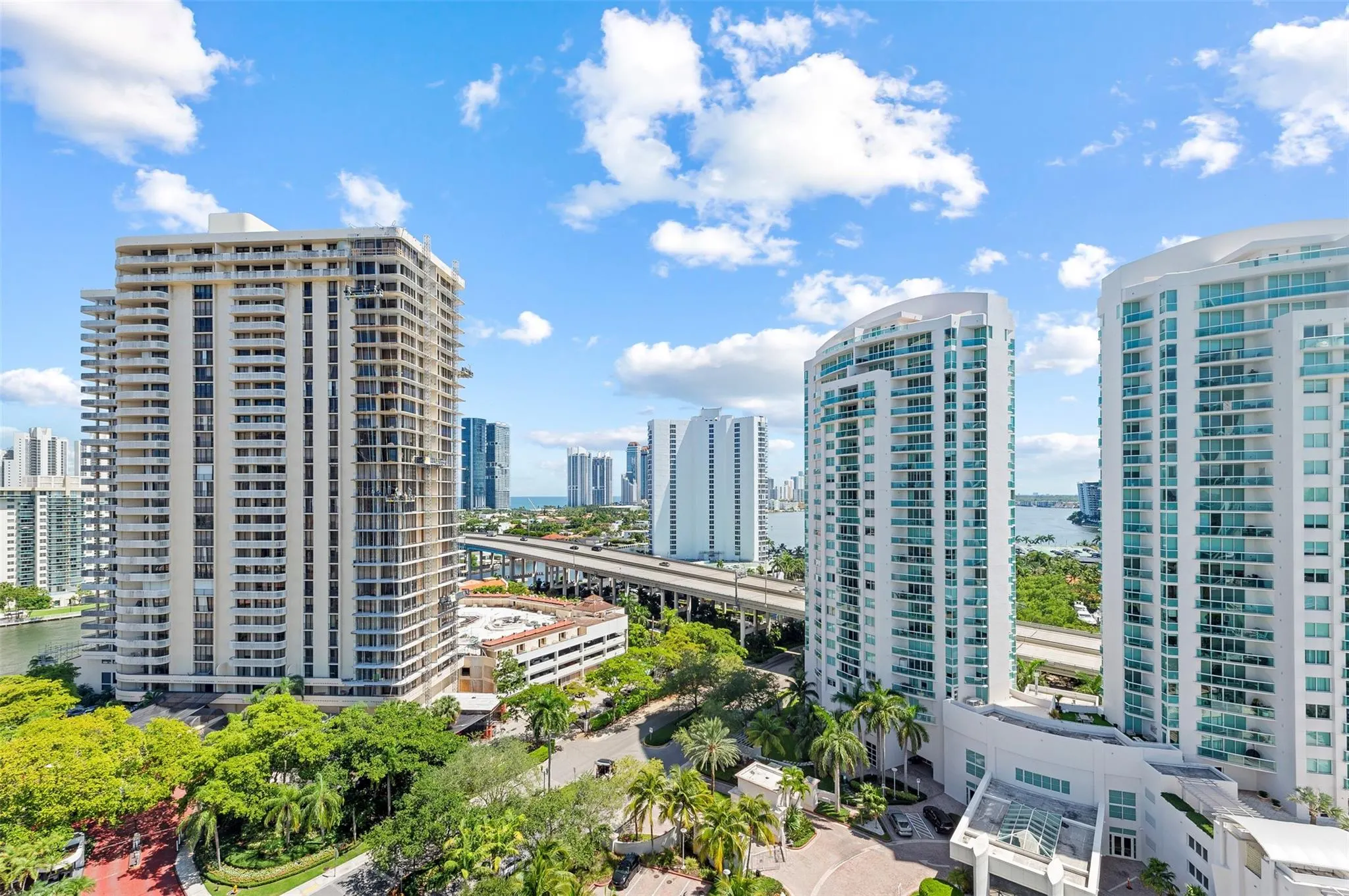 19500 Turnberry Way, #15E