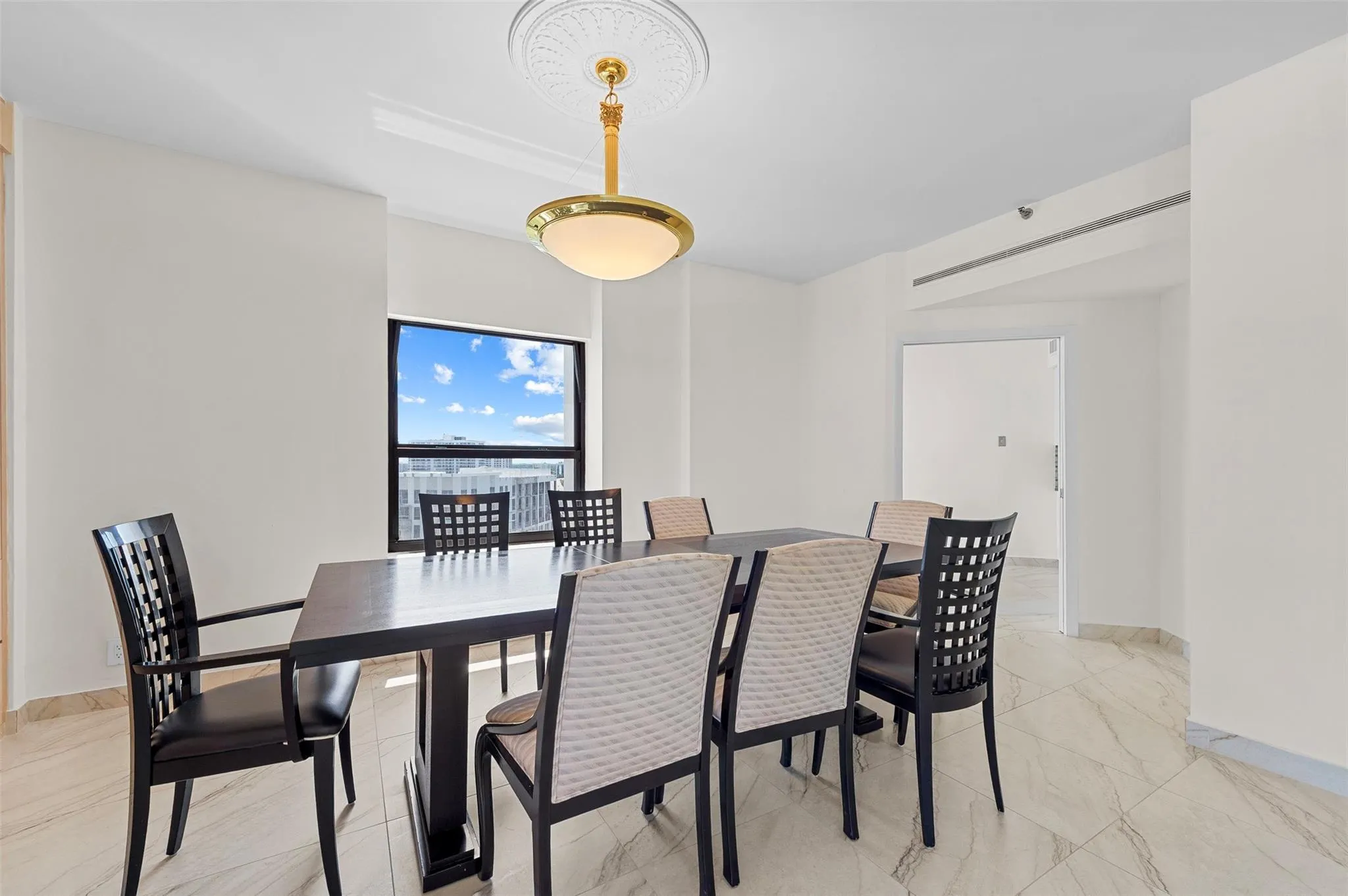 19500 Turnberry Way, #15E
