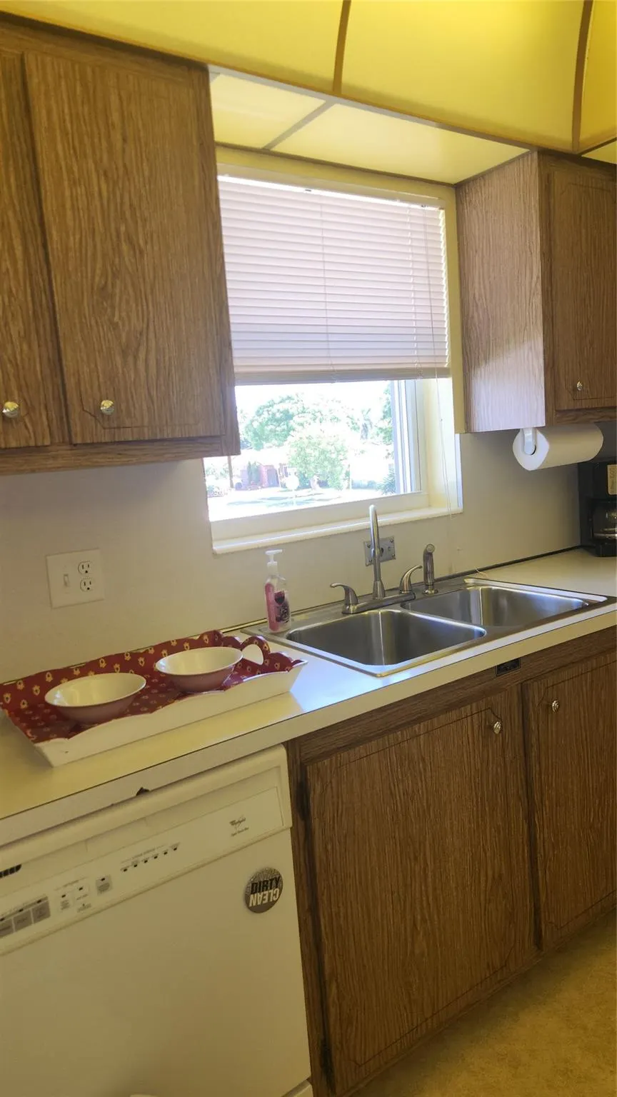700 SE 6th Ave, #205