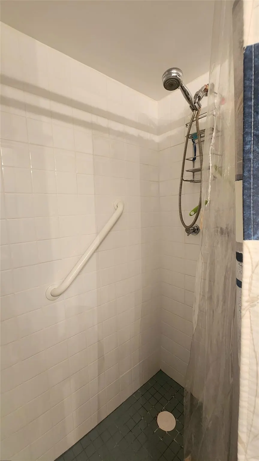 700 SE 6th Ave, #205