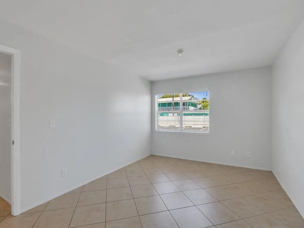 1845 Robalo Dr, #D106