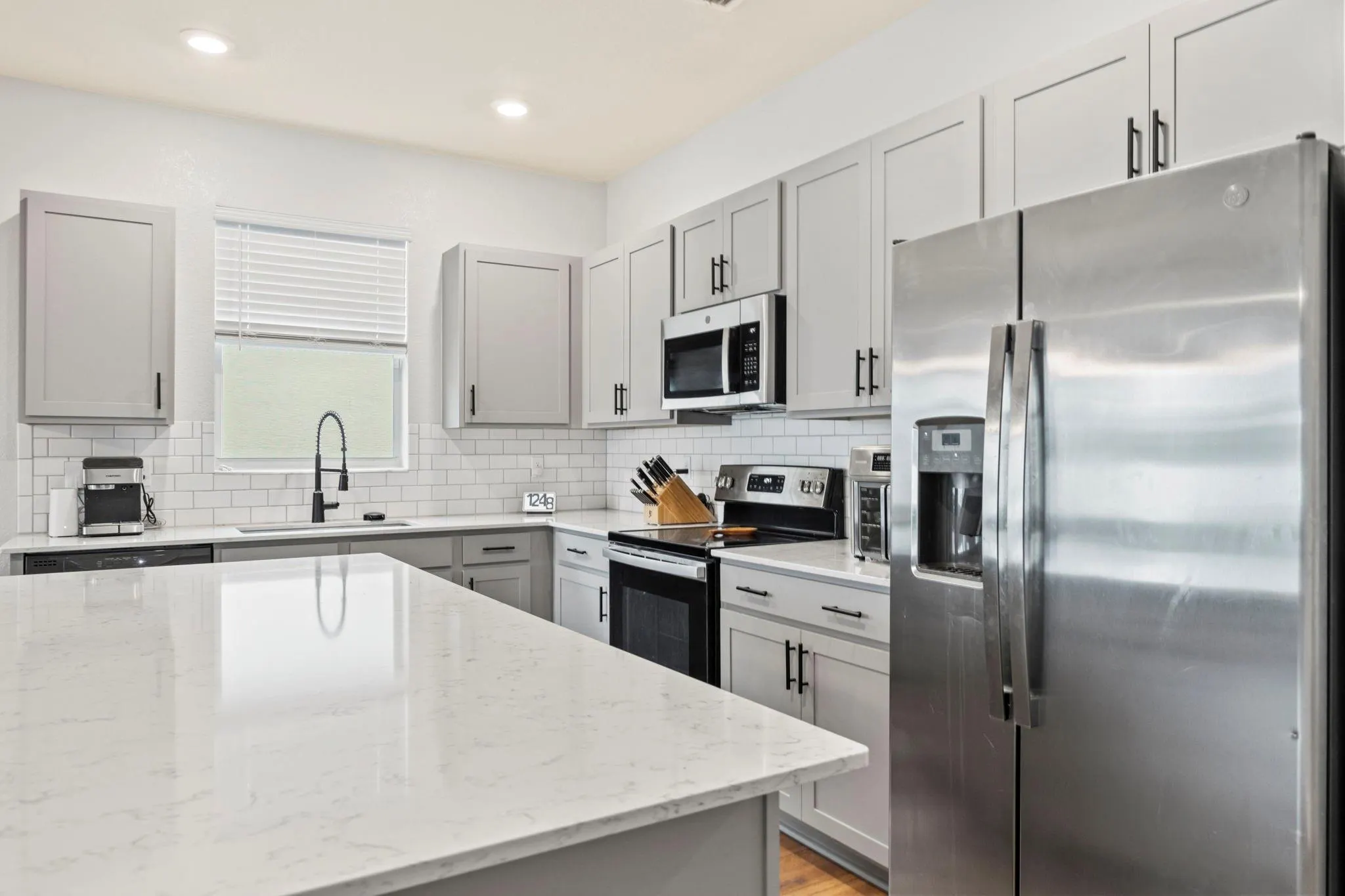 7609 NW Greenbank Cir