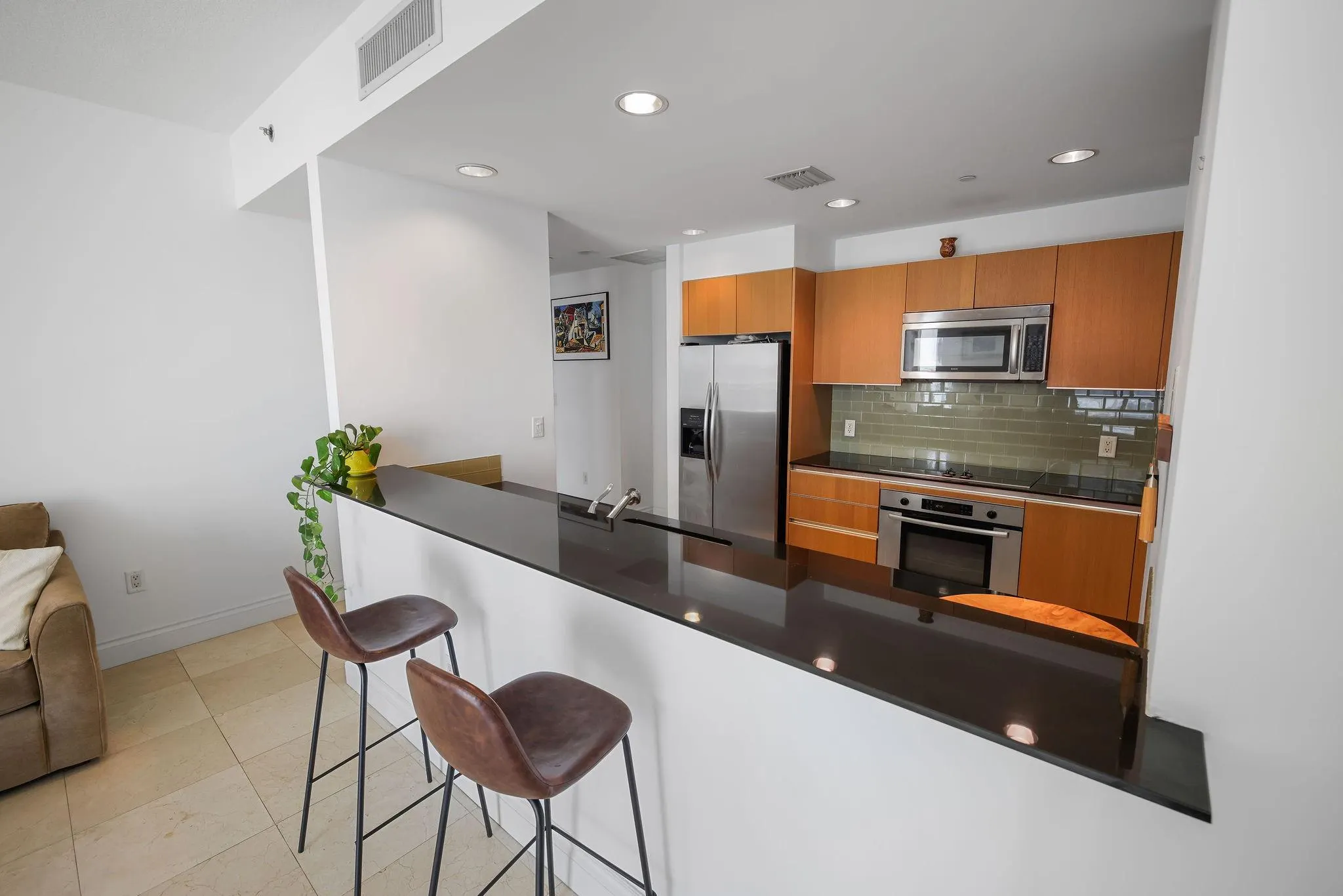 1050 Brickell Ave, #2302
