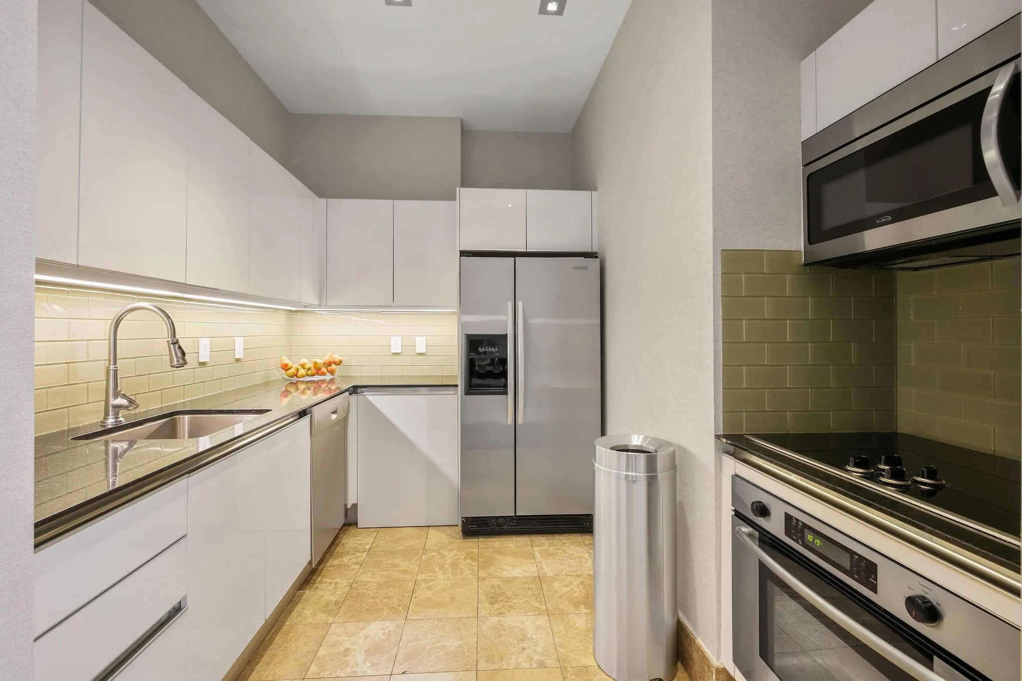 1050 Brickell Ave, #2302