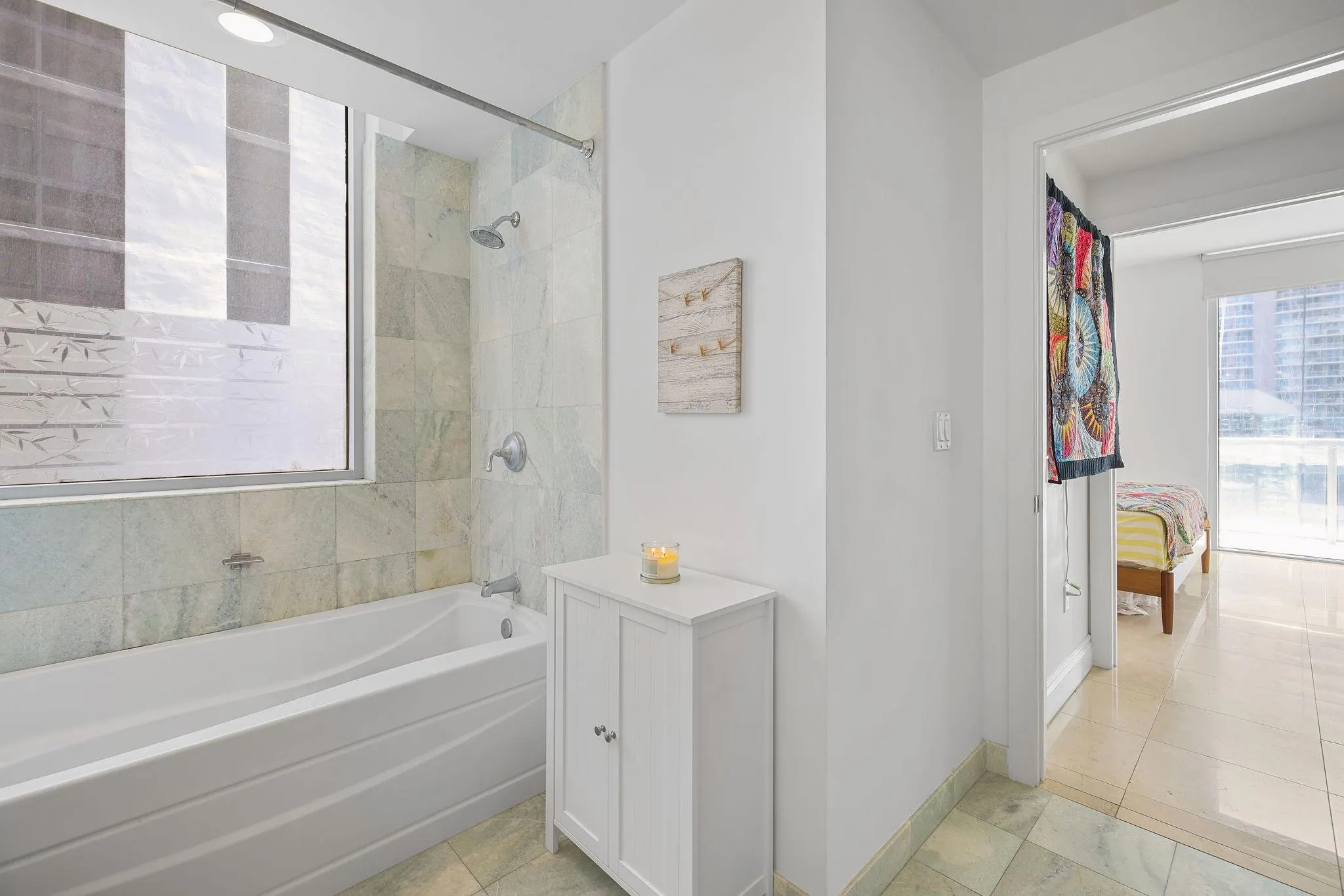 1050 Brickell Ave, #2302