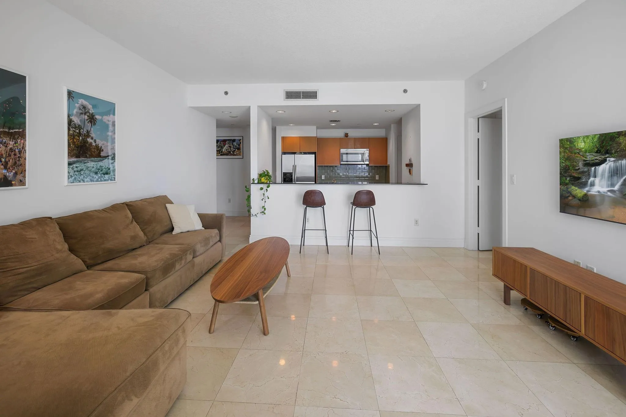 1050 Brickell Ave, #2302