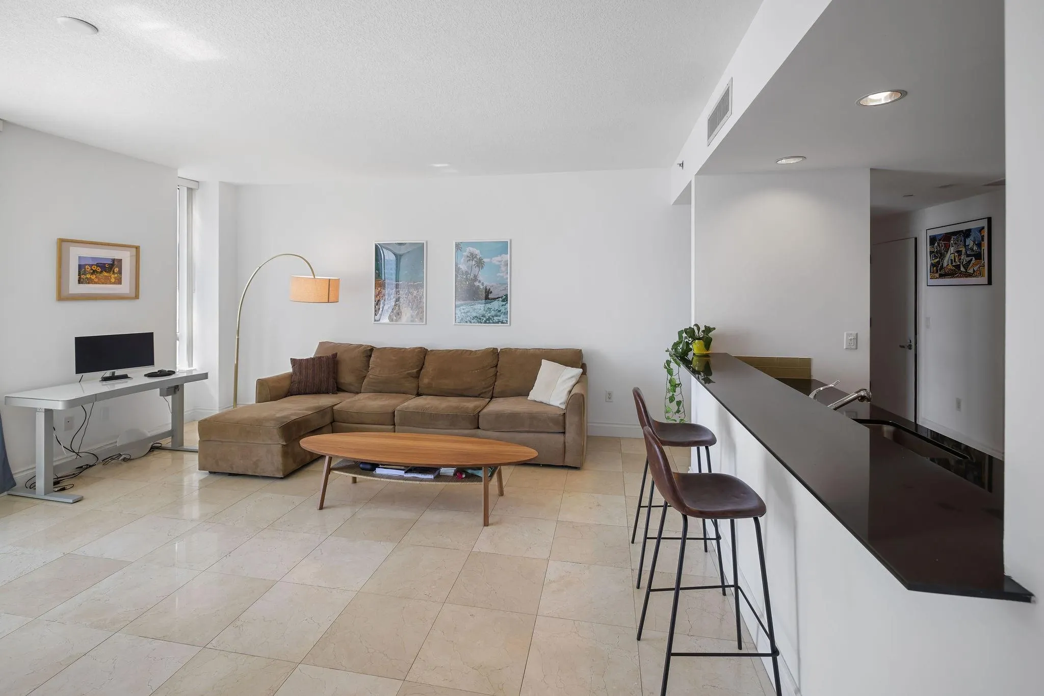 1050 Brickell Ave, #2302
