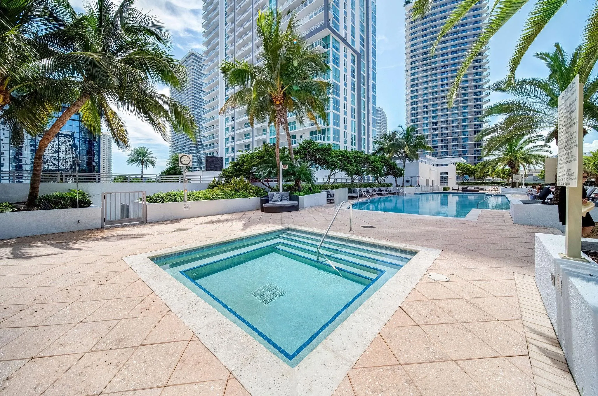 1050 Brickell Ave, #2302