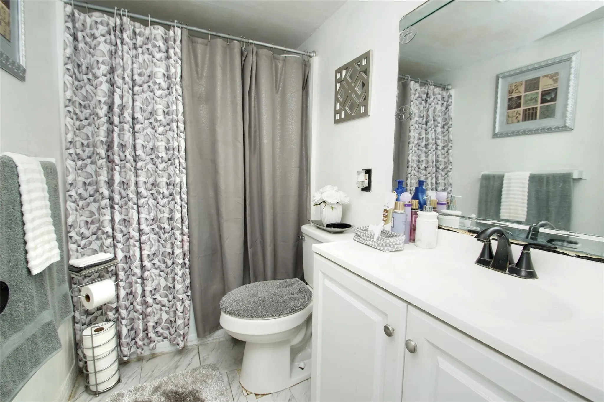 2571 Aragon Blvd, #317