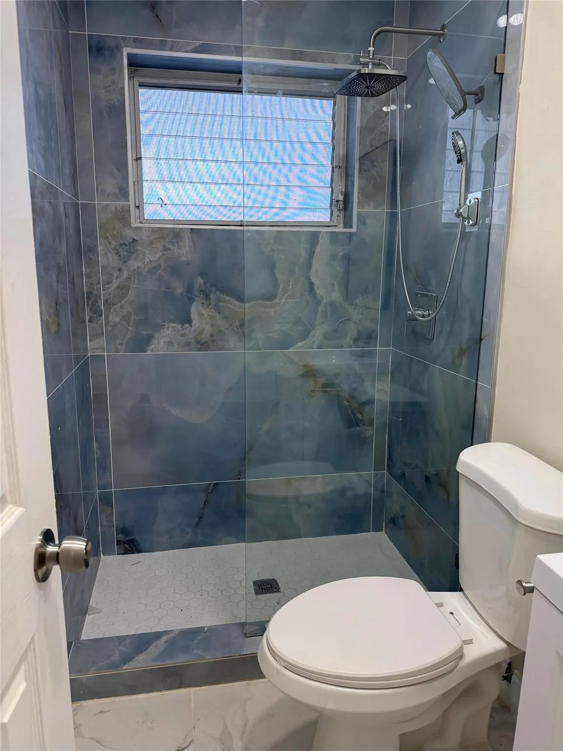 841 NW 39th St, #1