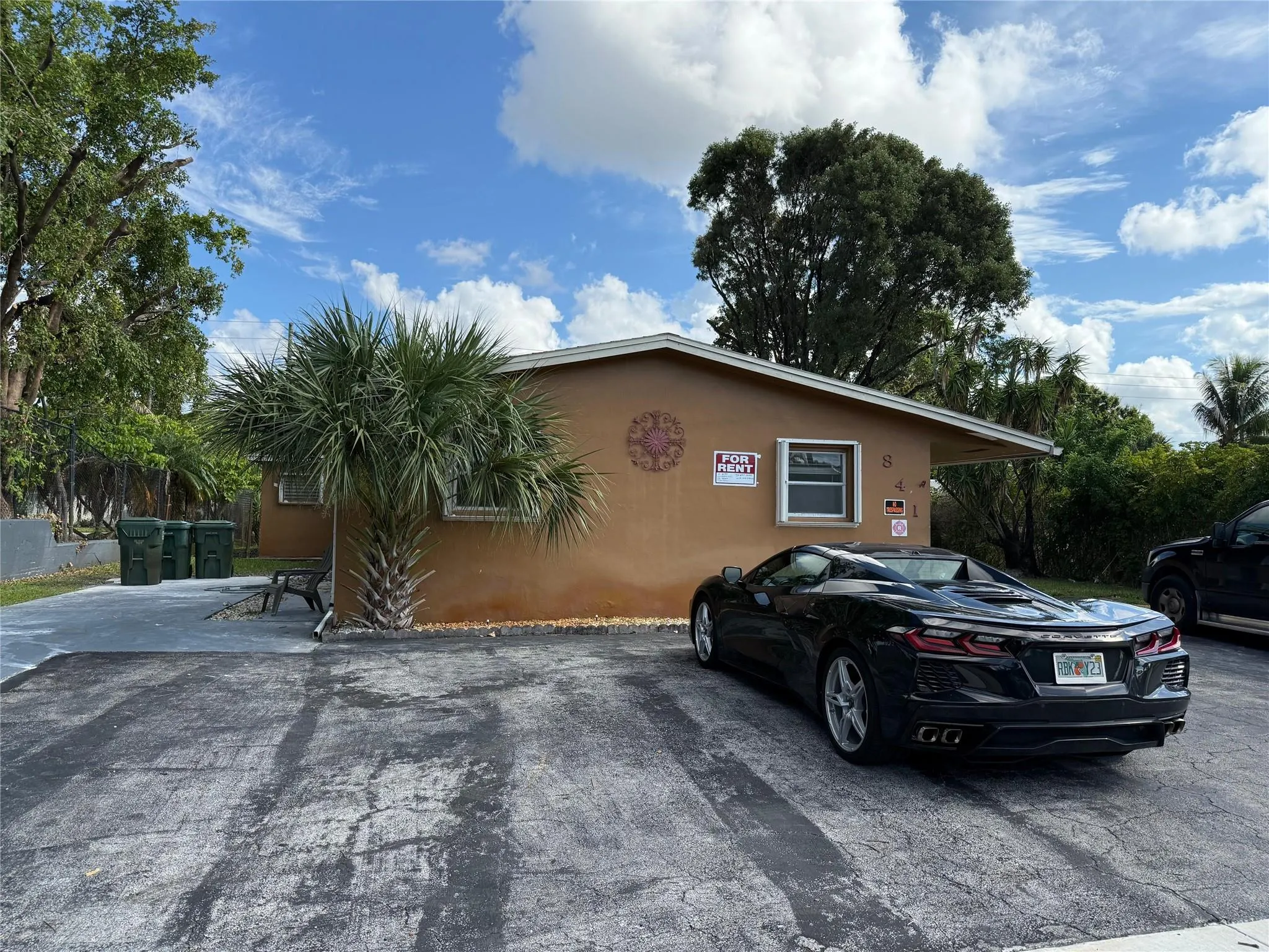 841 NW 39th St, #1