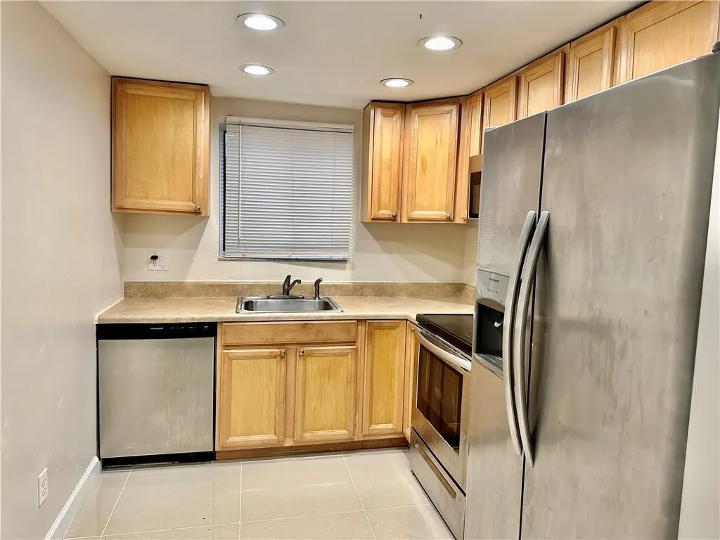 1285 S Flagler Ave, #204