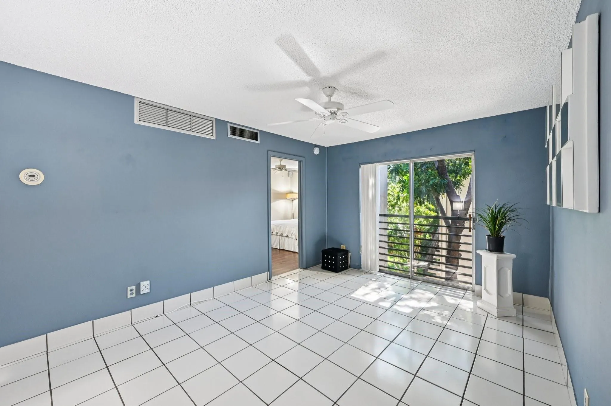 5226 NE 6th Ave, #H33