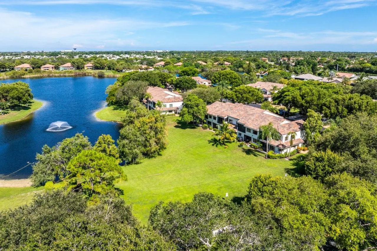 3301 Black Oak Ct, #3301