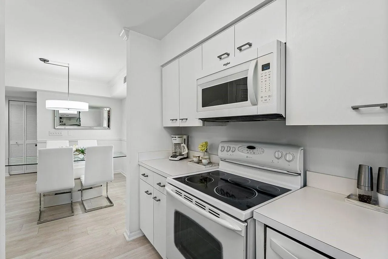 3301 Black Oak Ct, #3301