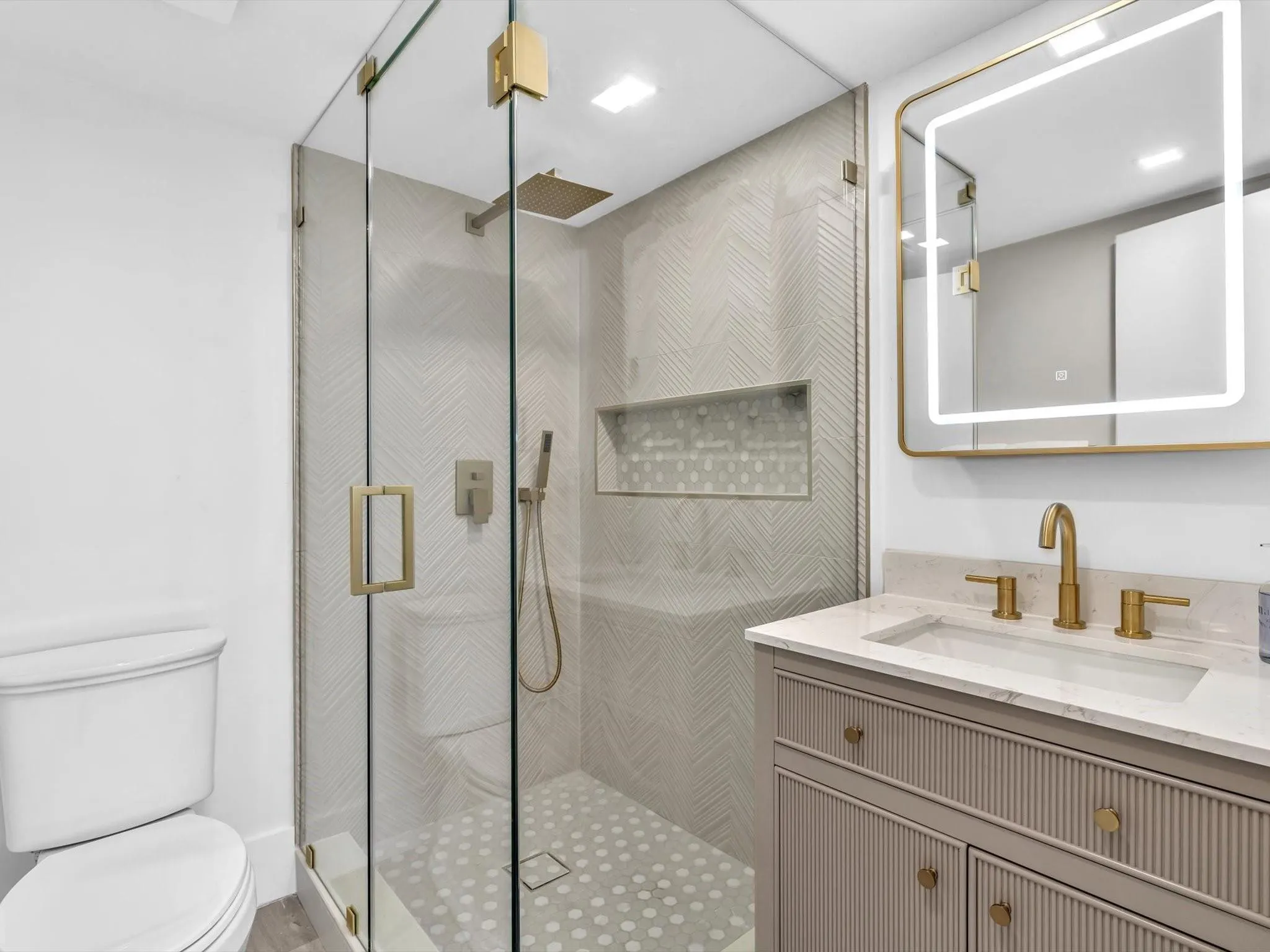 1421 S Ocean Blvd, #503