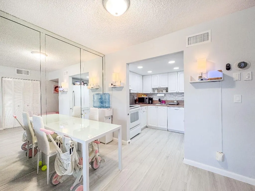 701 Pine Drive, #210