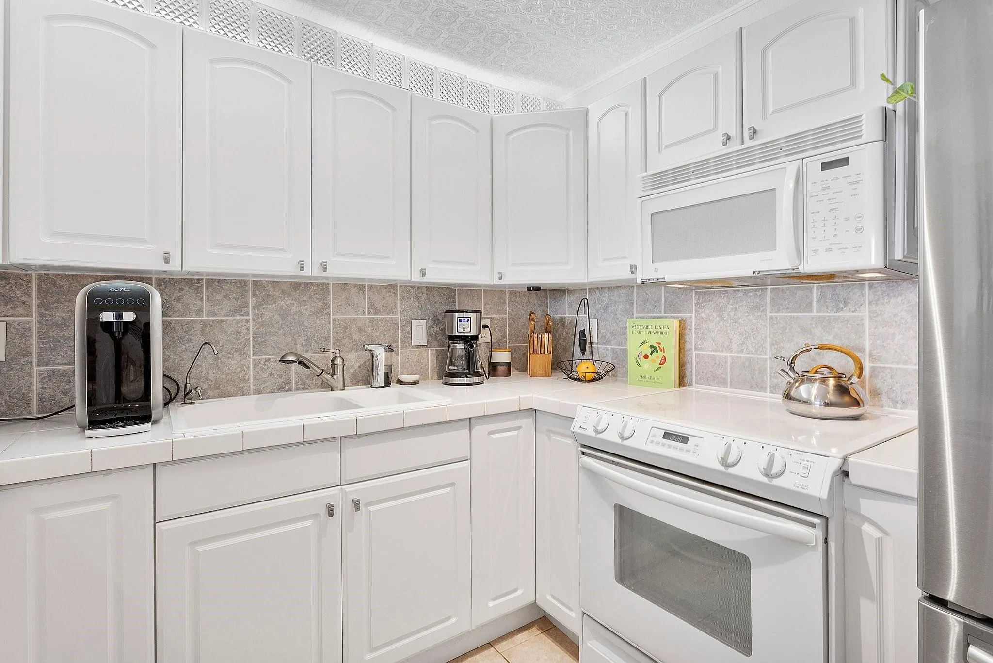 1800 N Andrews Avenue, #9i