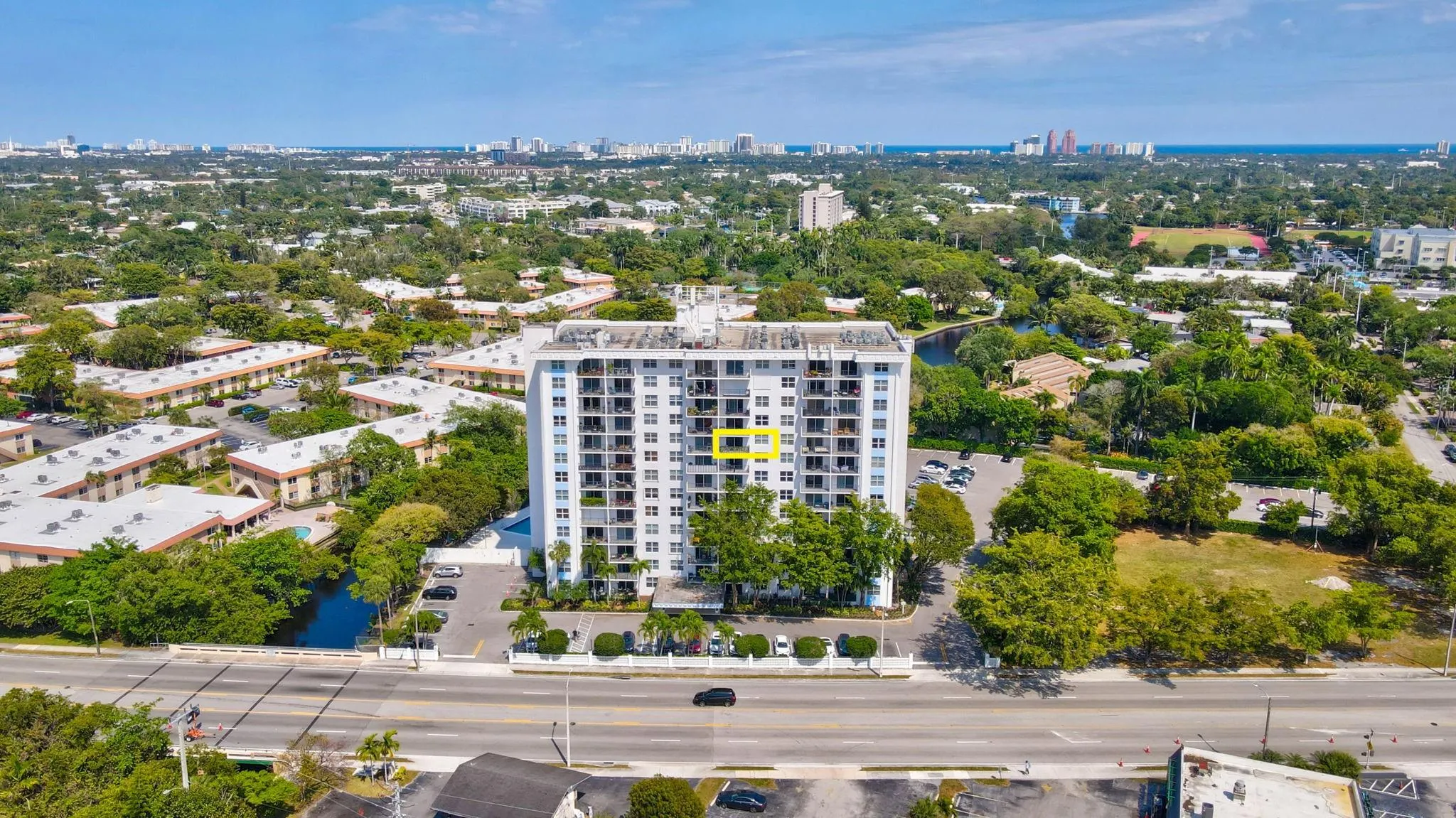 1800 N Andrews Avenue, #9i