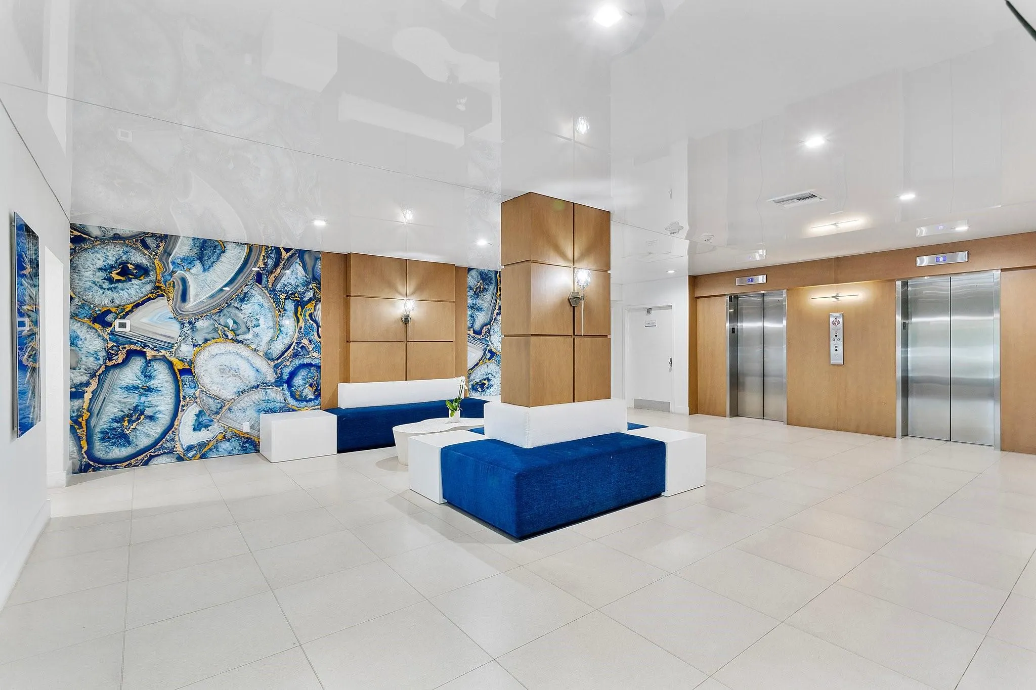 1800 N Andrews Avenue, #9i