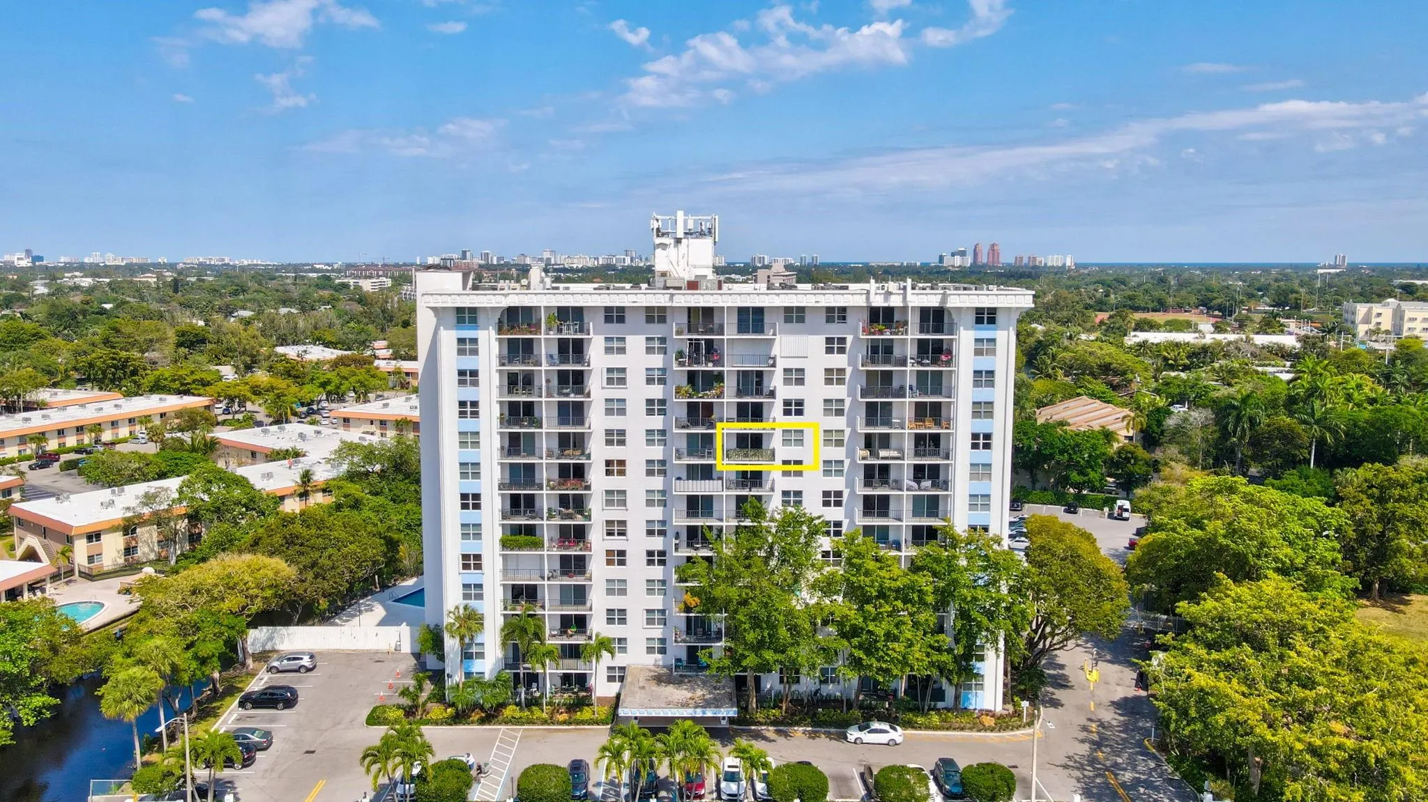 1800 N Andrews Avenue, #9i