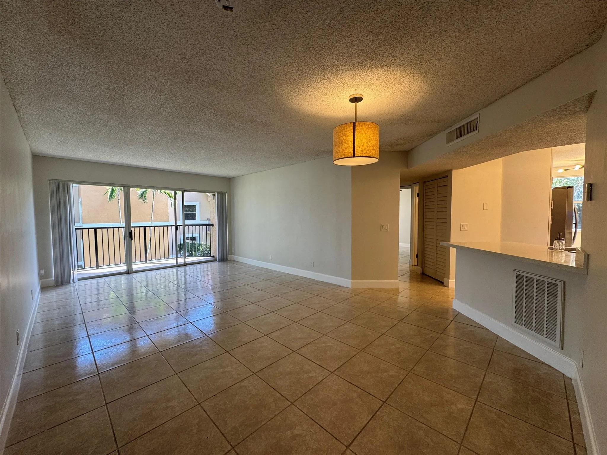 9033 Wiles Rd, #208